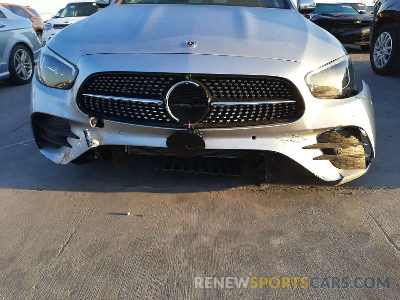 9 Photograph of a damaged car W1KZF8DB8MA925406 MERCEDES-BENZ E-CLASS 2021