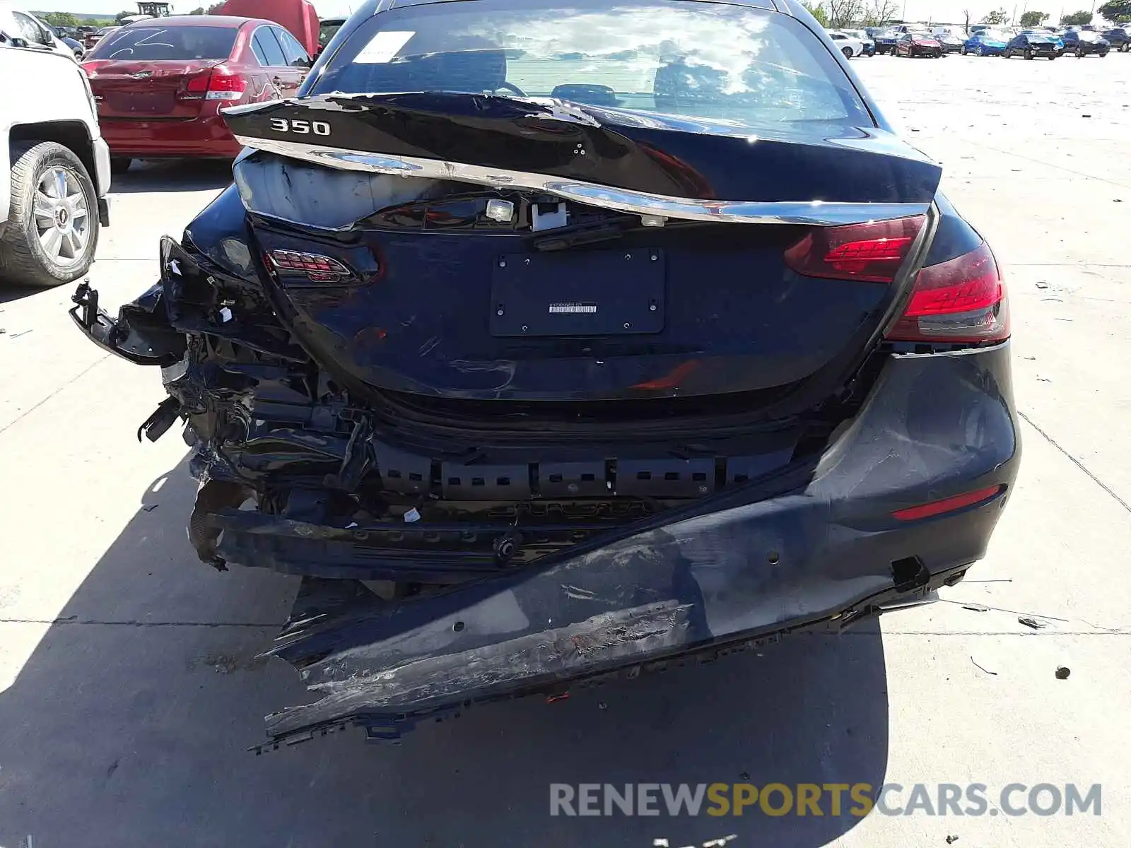 9 Photograph of a damaged car W1KZF8DBXMA921079 MERCEDES-BENZ E-CLASS 2021