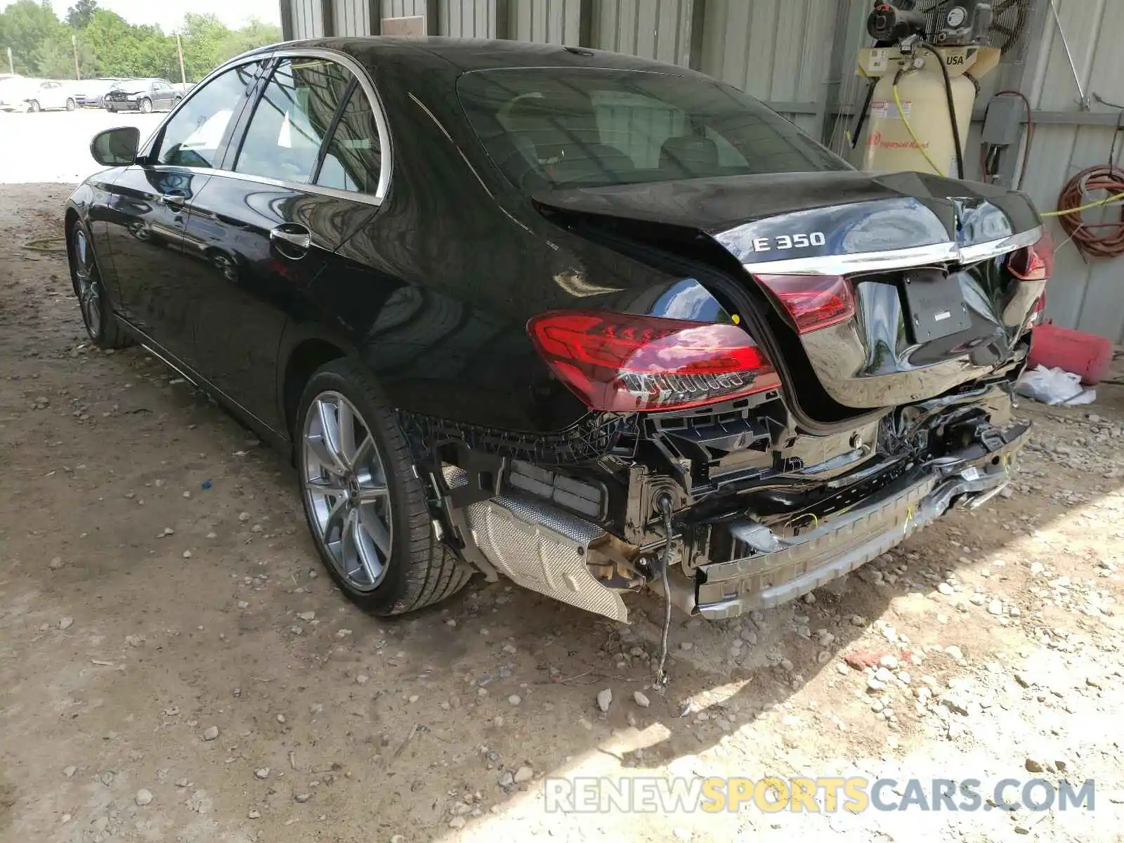 3 Photograph of a damaged car W1KZF8DBXMA943728 MERCEDES-BENZ E CLASS 2021