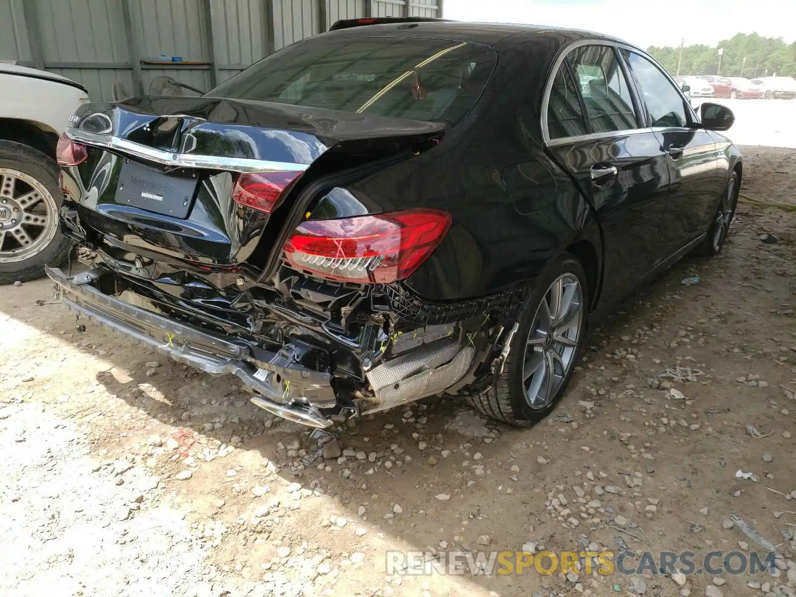 4 Photograph of a damaged car W1KZF8DBXMA943728 MERCEDES-BENZ E CLASS 2021