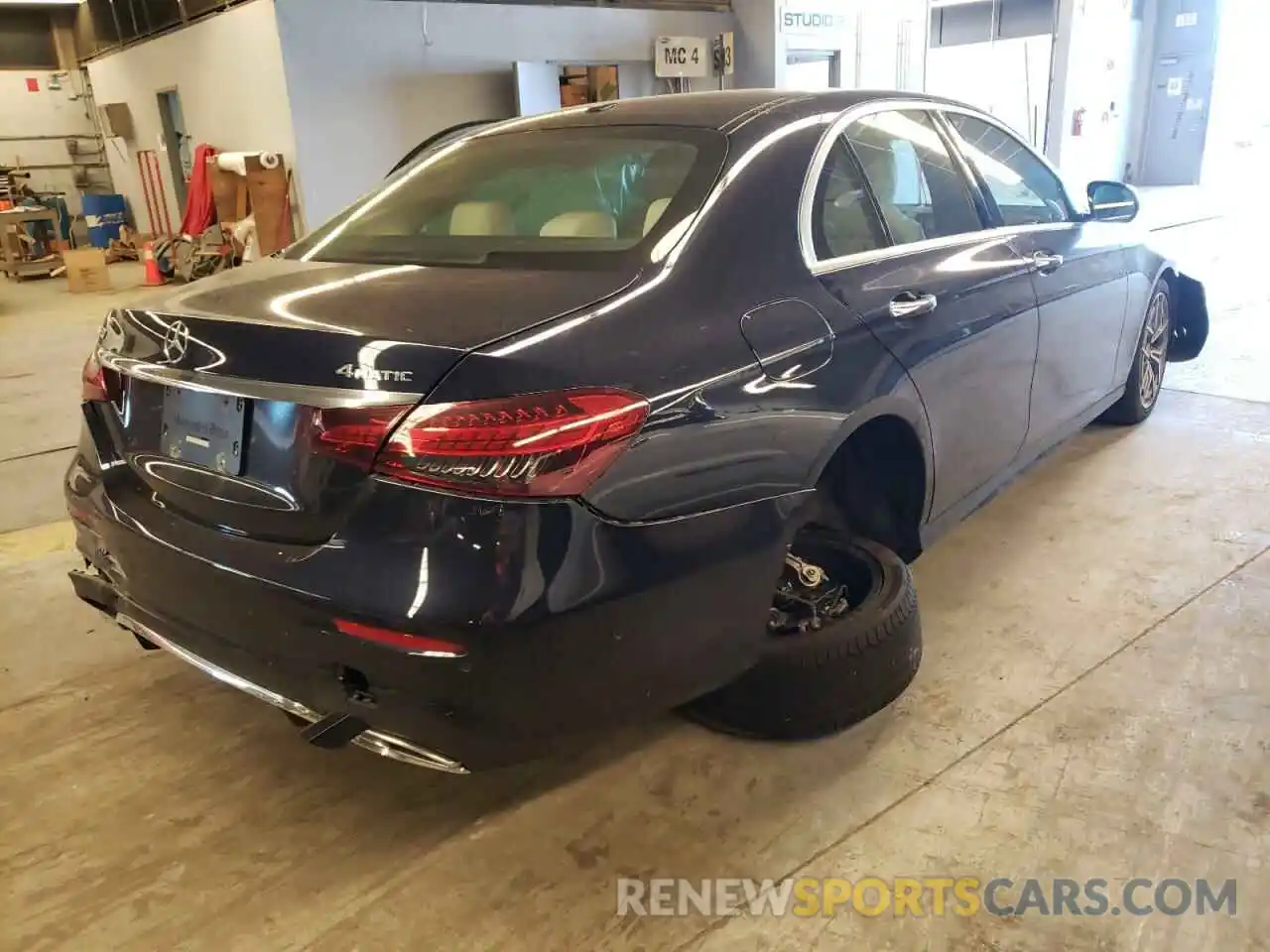 4 Photograph of a damaged car W1KZF8EB1MA921860 MERCEDES-BENZ E-CLASS 2021