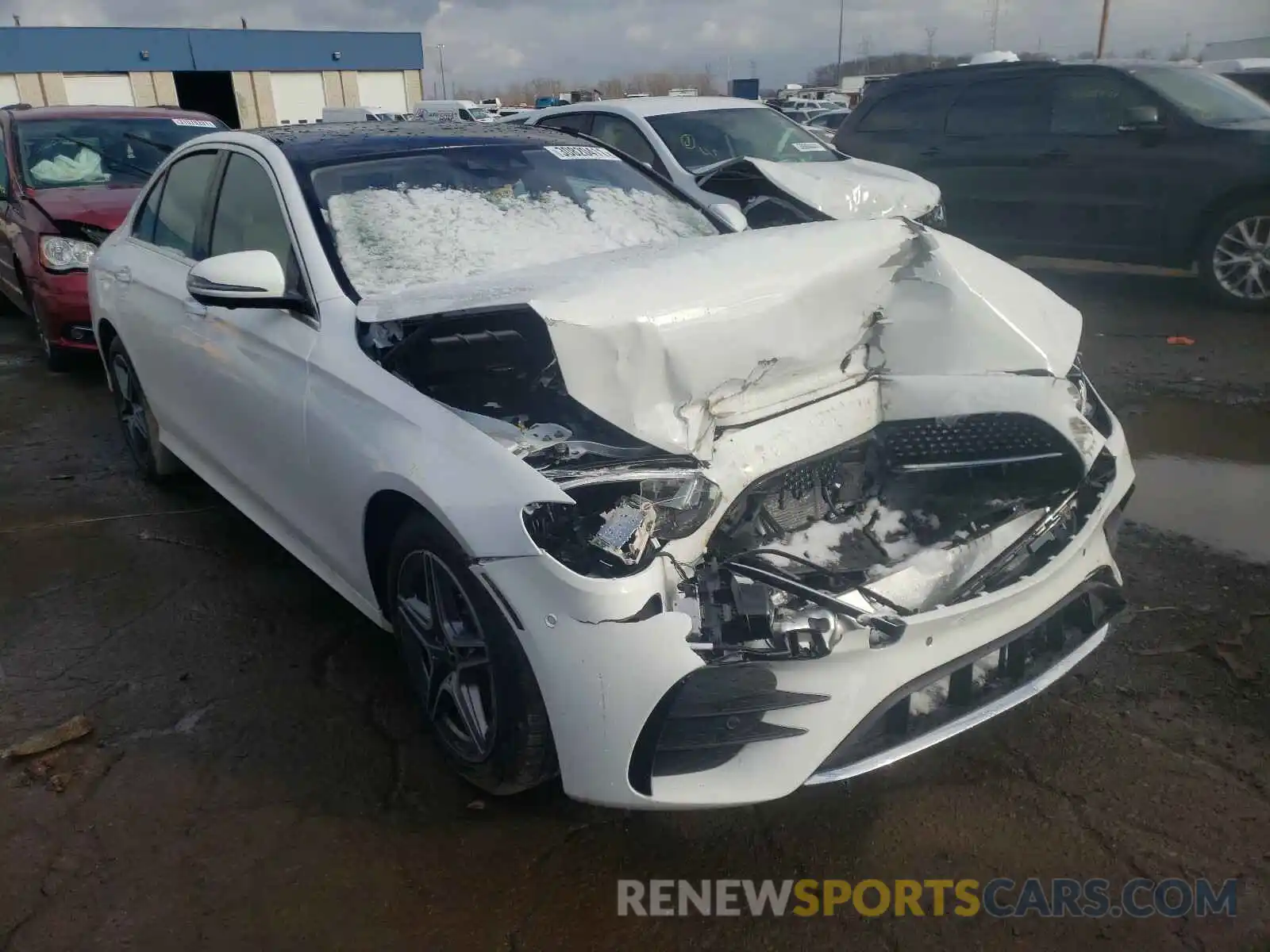 1 Photograph of a damaged car W1KZF8EB3MA901982 MERCEDES-BENZ E CLASS 2021