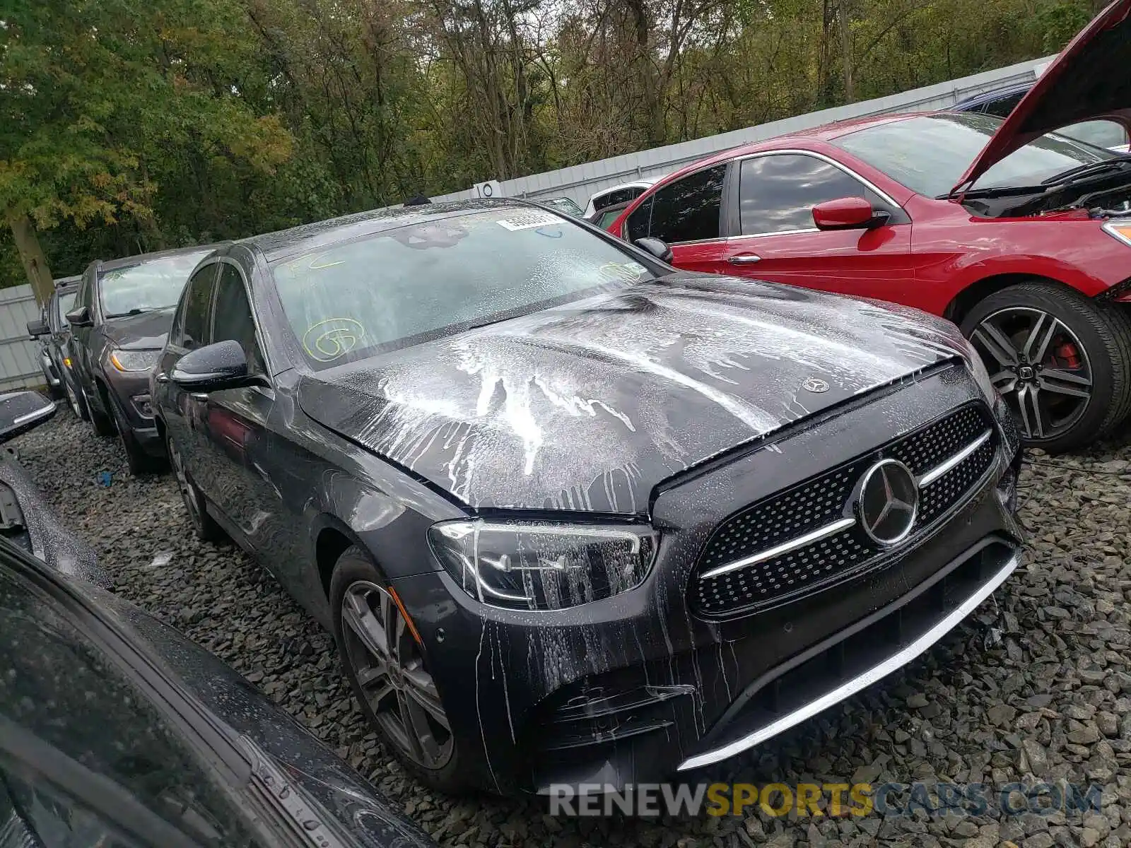 1 Photograph of a damaged car W1KZF8EB3MA946999 MERCEDES-BENZ E-CLASS 2021