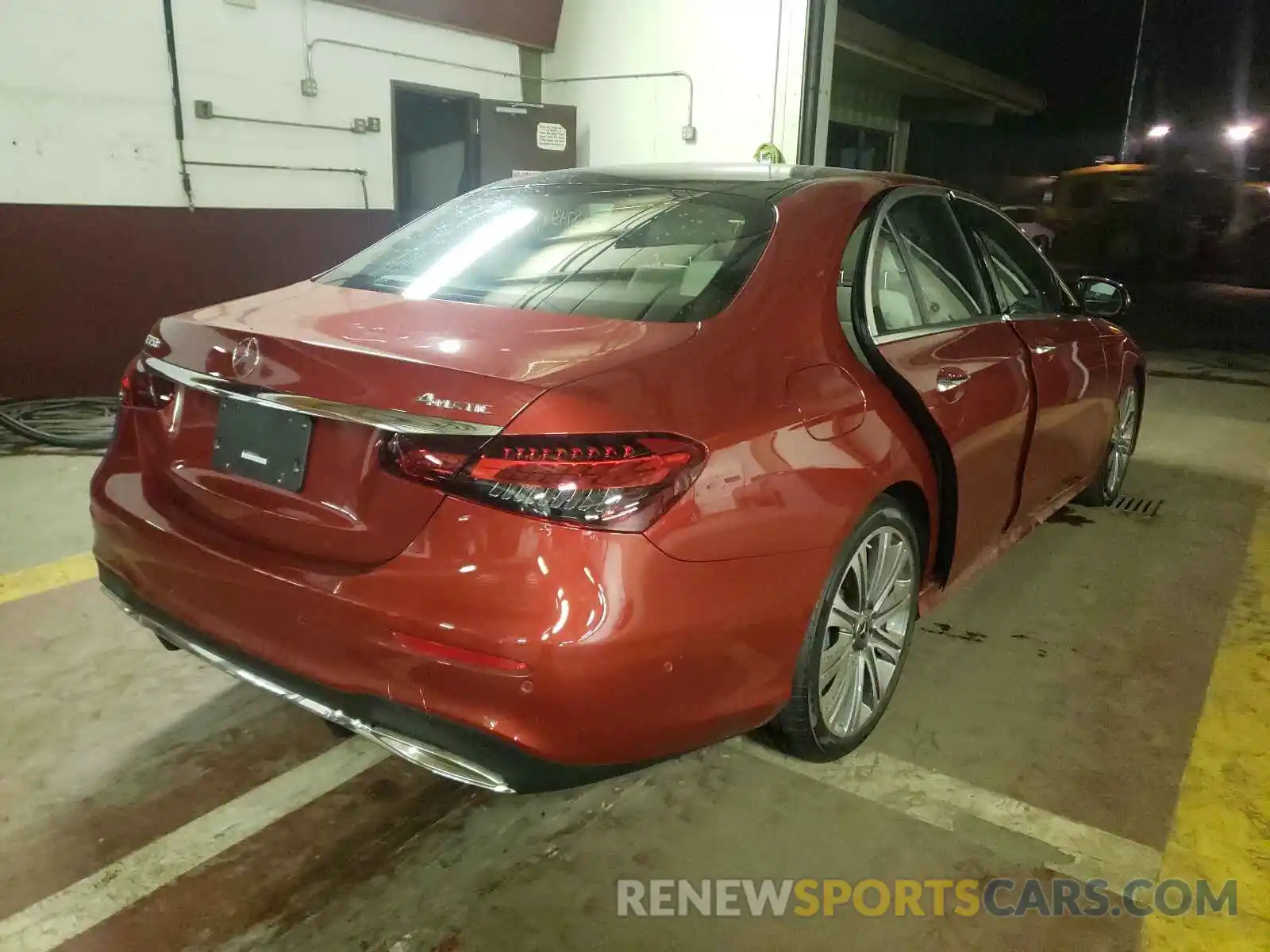 4 Photograph of a damaged car W1KZF8EB3MA965522 MERCEDES-BENZ E-CLASS 2021