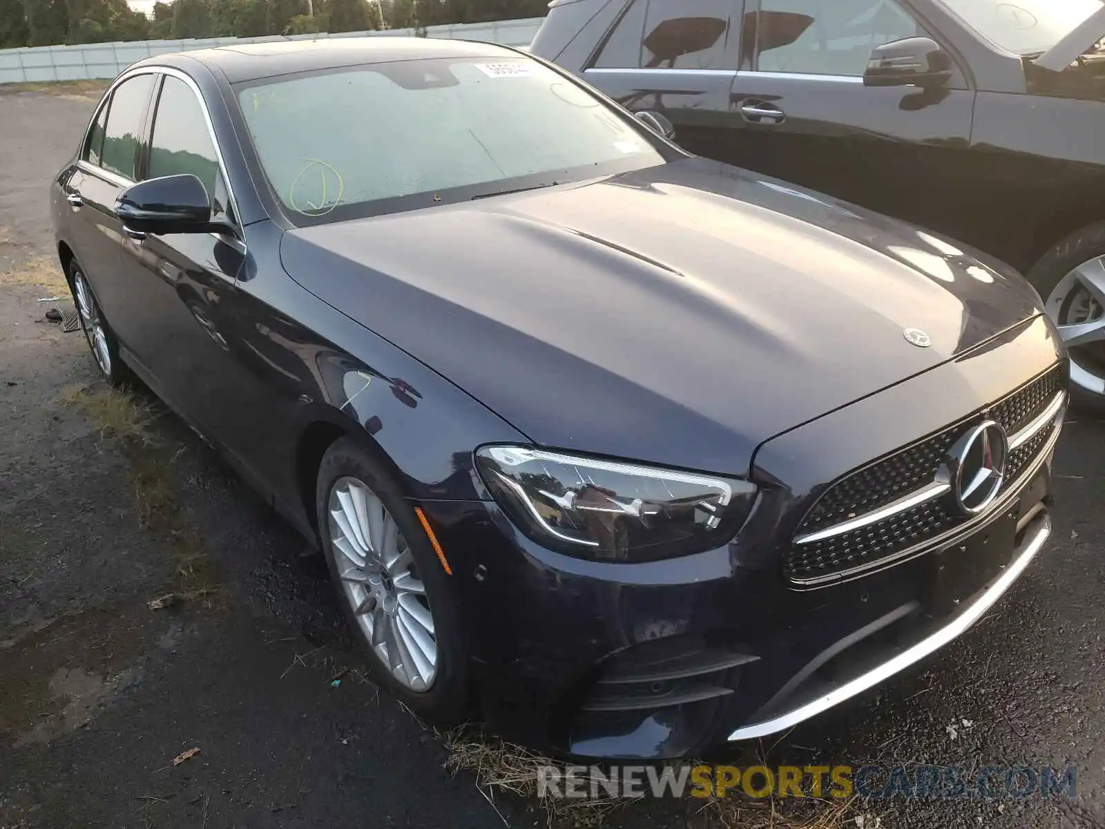 1 Photograph of a damaged car W1KZF8EB4MA946512 MERCEDES-BENZ E-CLASS 2021