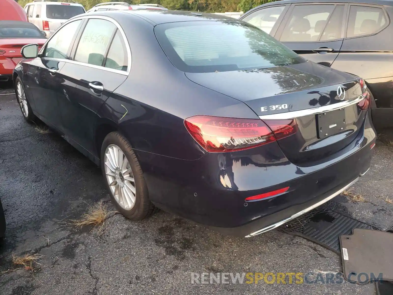 3 Photograph of a damaged car W1KZF8EB4MA946512 MERCEDES-BENZ E-CLASS 2021