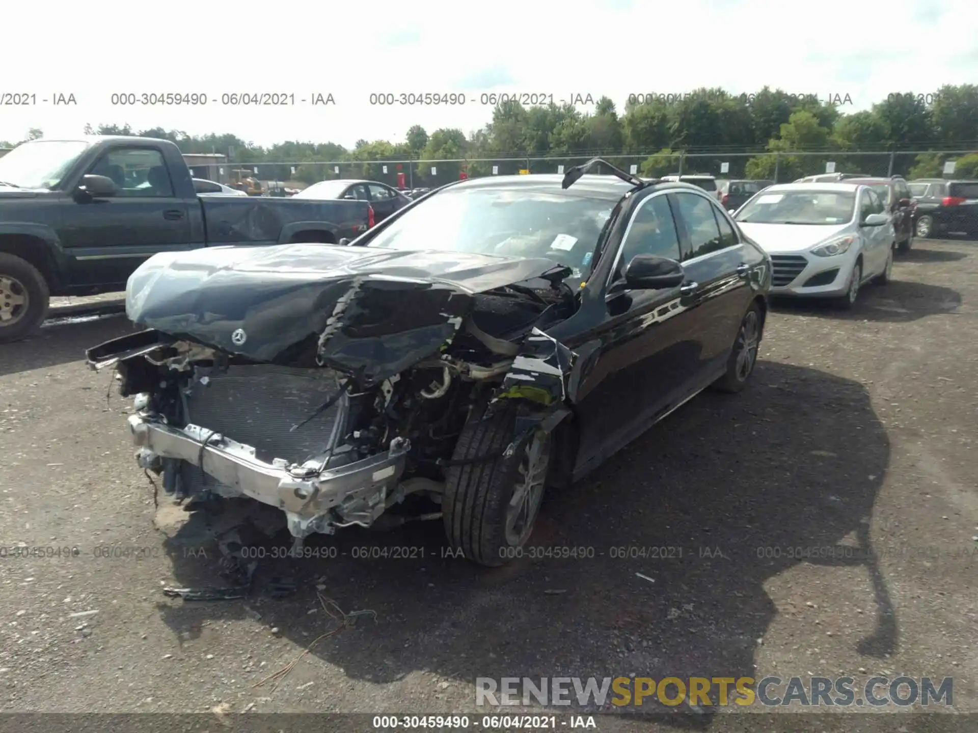 2 Photograph of a damaged car W1KZF8EB5MA886630 MERCEDES-BENZ E-CLASS 2021