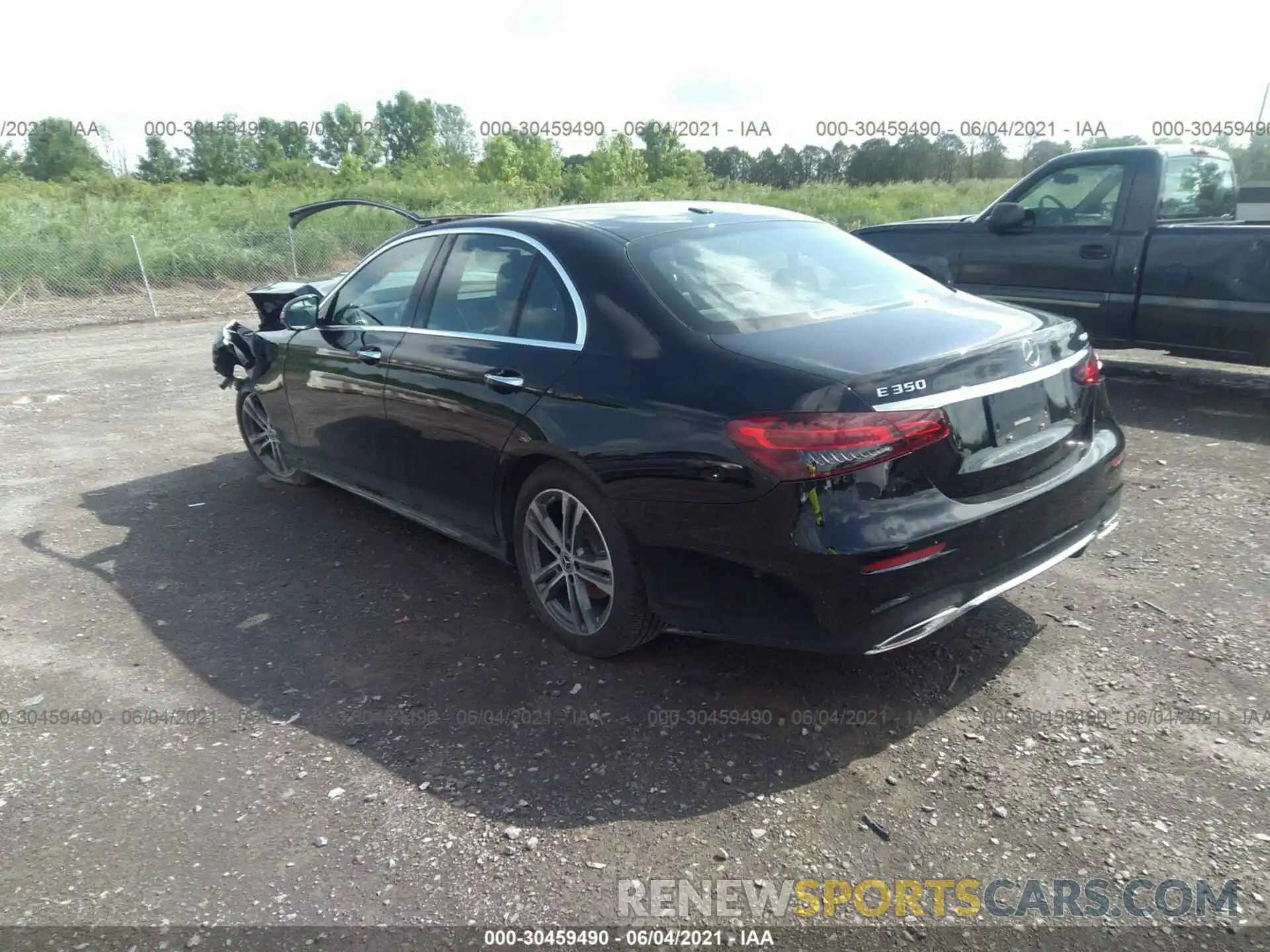 3 Photograph of a damaged car W1KZF8EB5MA886630 MERCEDES-BENZ E-CLASS 2021