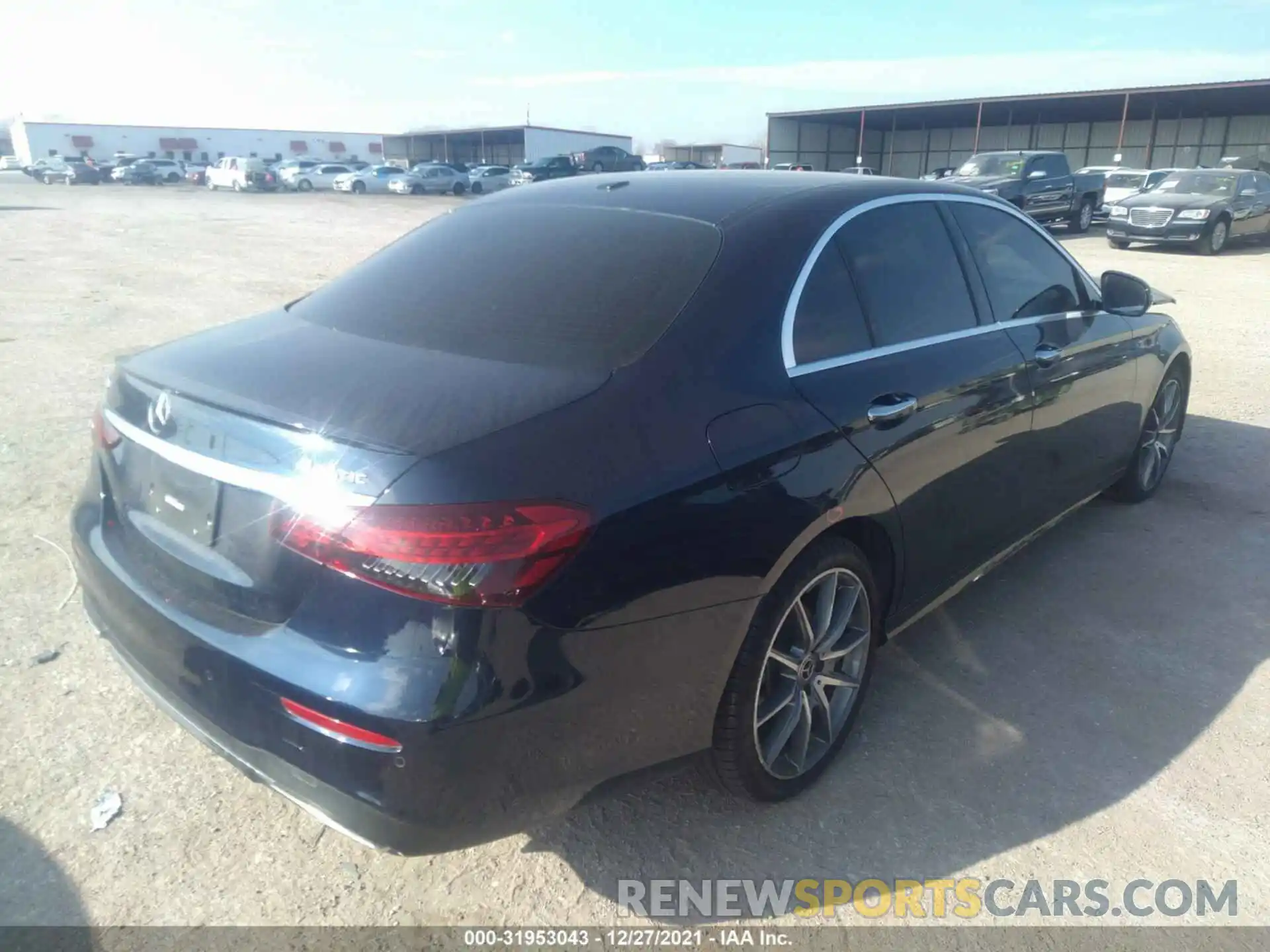 4 Photograph of a damaged car W1KZF8EB5MA904625 MERCEDES-BENZ E-CLASS 2021