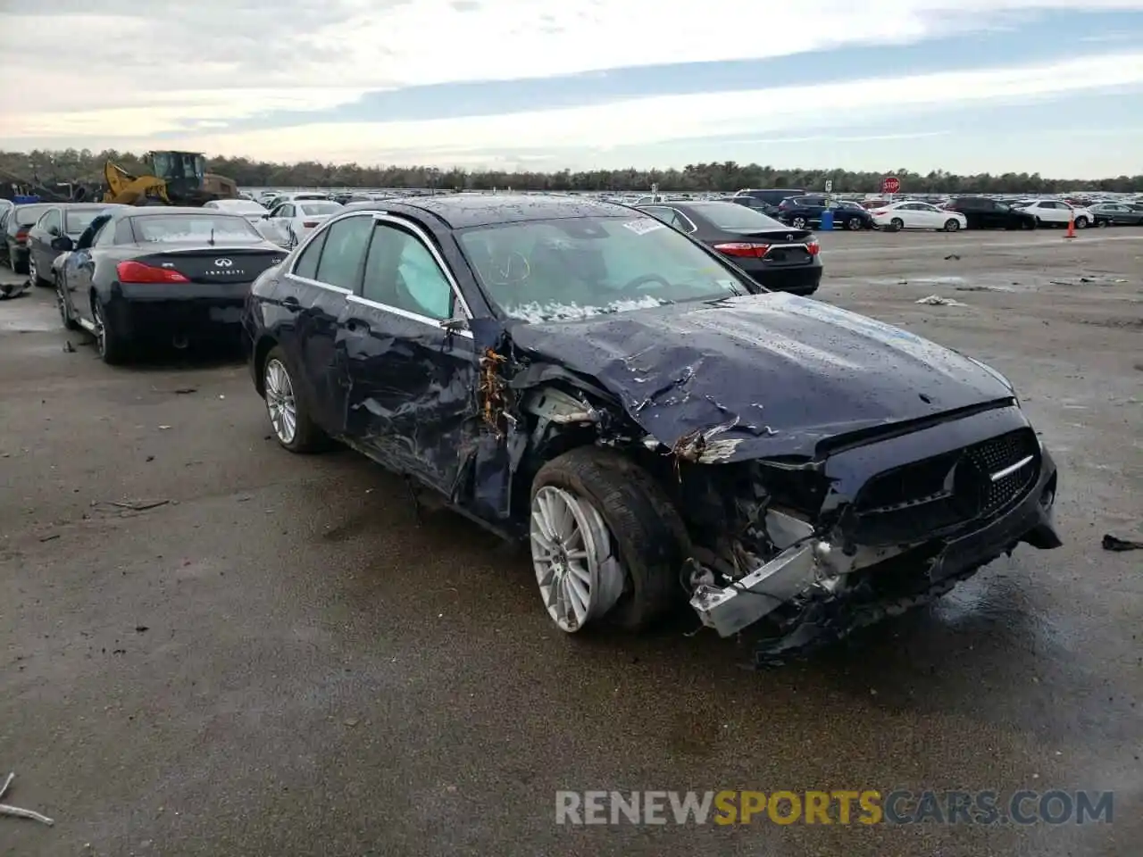 1 Photograph of a damaged car W1KZF8EB5MA924003 MERCEDES-BENZ E-CLASS 2021