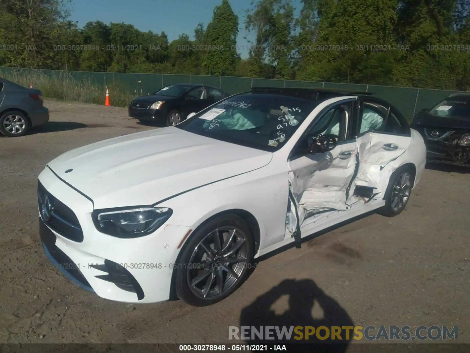 2 Photograph of a damaged car W1KZF8EB5MA929685 MERCEDES-BENZ E-CLASS 2021