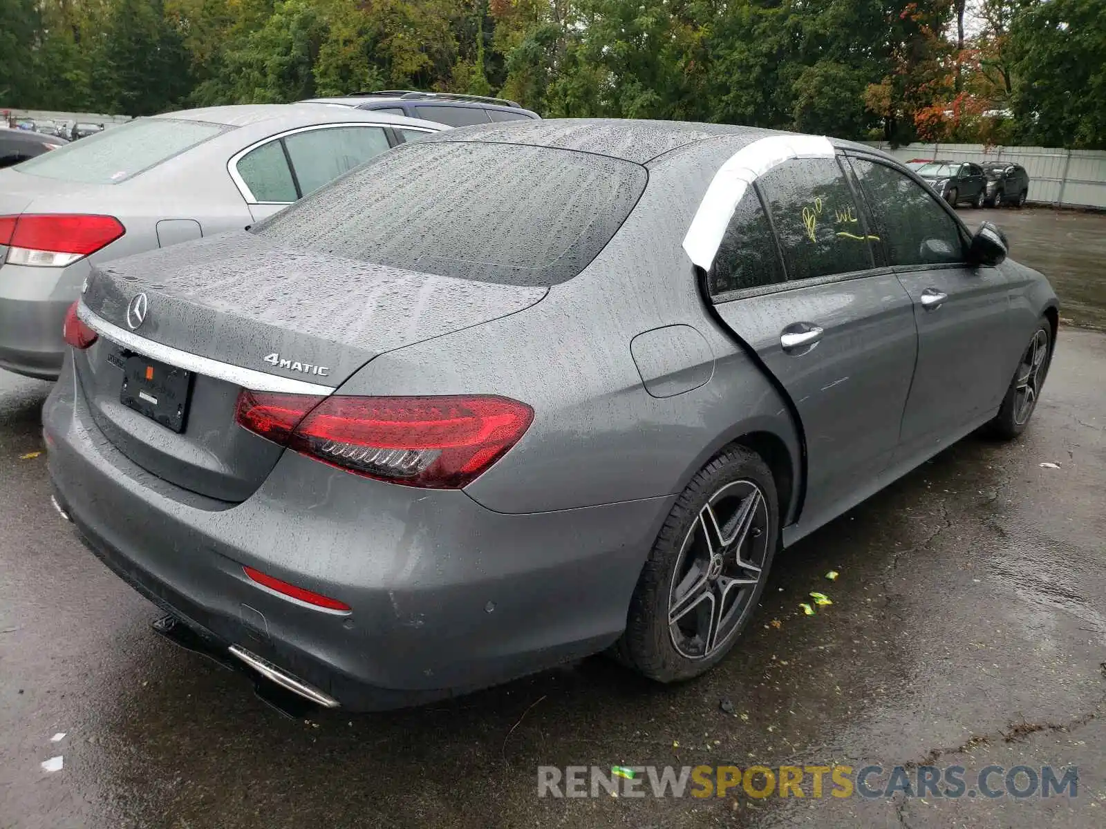 4 Photograph of a damaged car W1KZF8EB6MA893067 MERCEDES-BENZ E-CLASS 2021