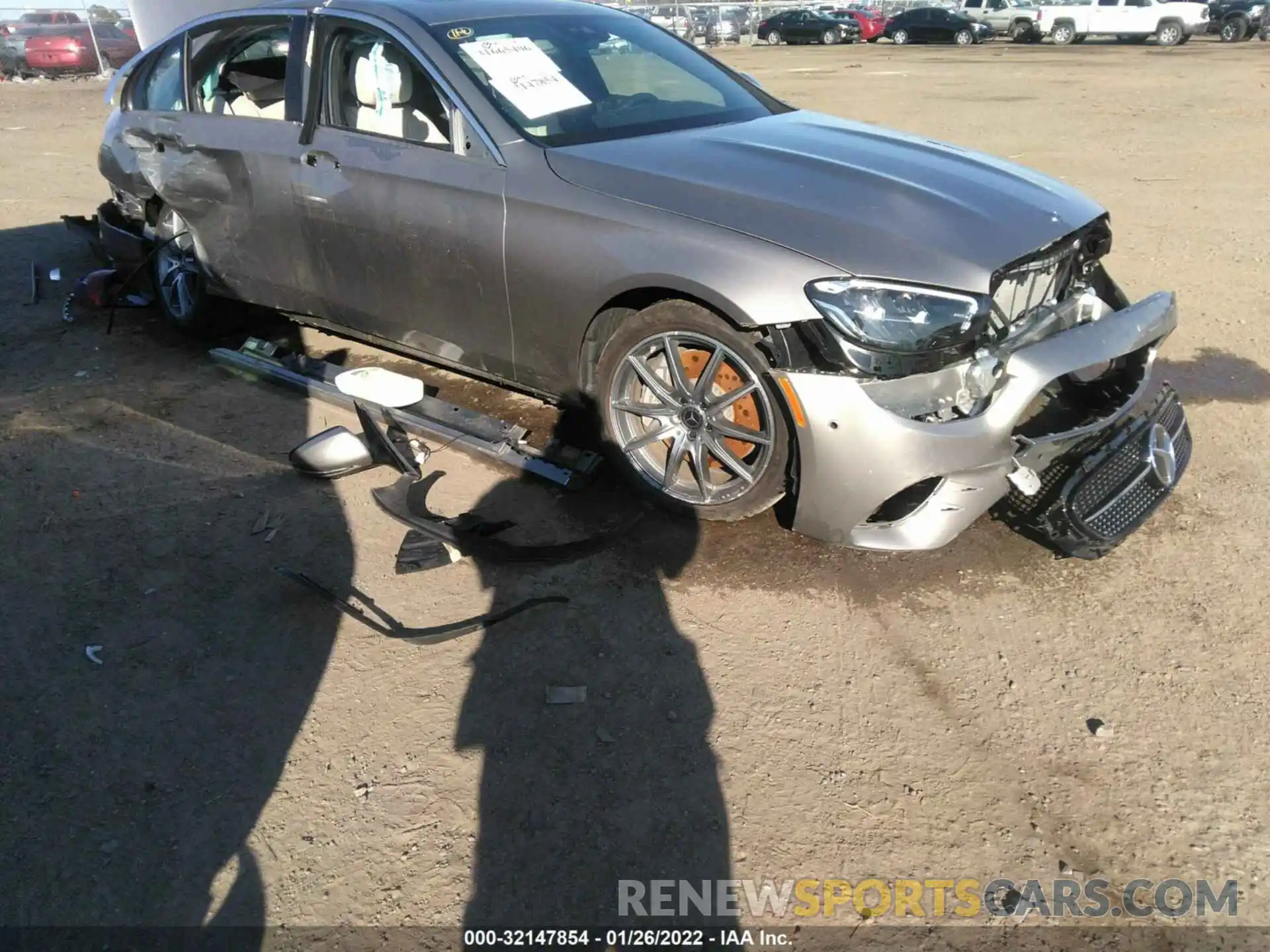 1 Photograph of a damaged car W1KZF8EB6MA917125 MERCEDES-BENZ E-CLASS 2021