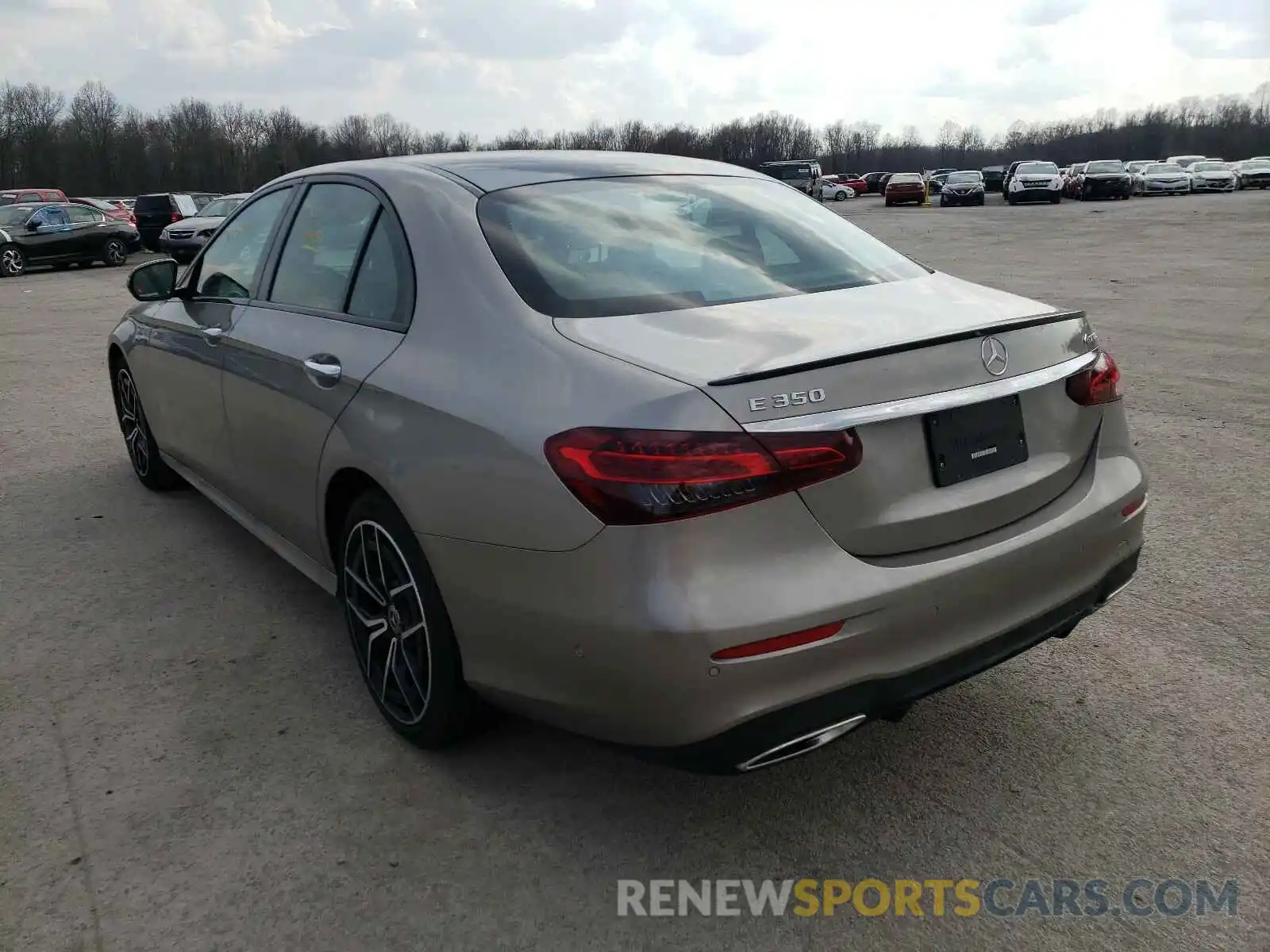 3 Photograph of a damaged car W1KZF8EB6MA931168 MERCEDES-BENZ E CLASS 2021