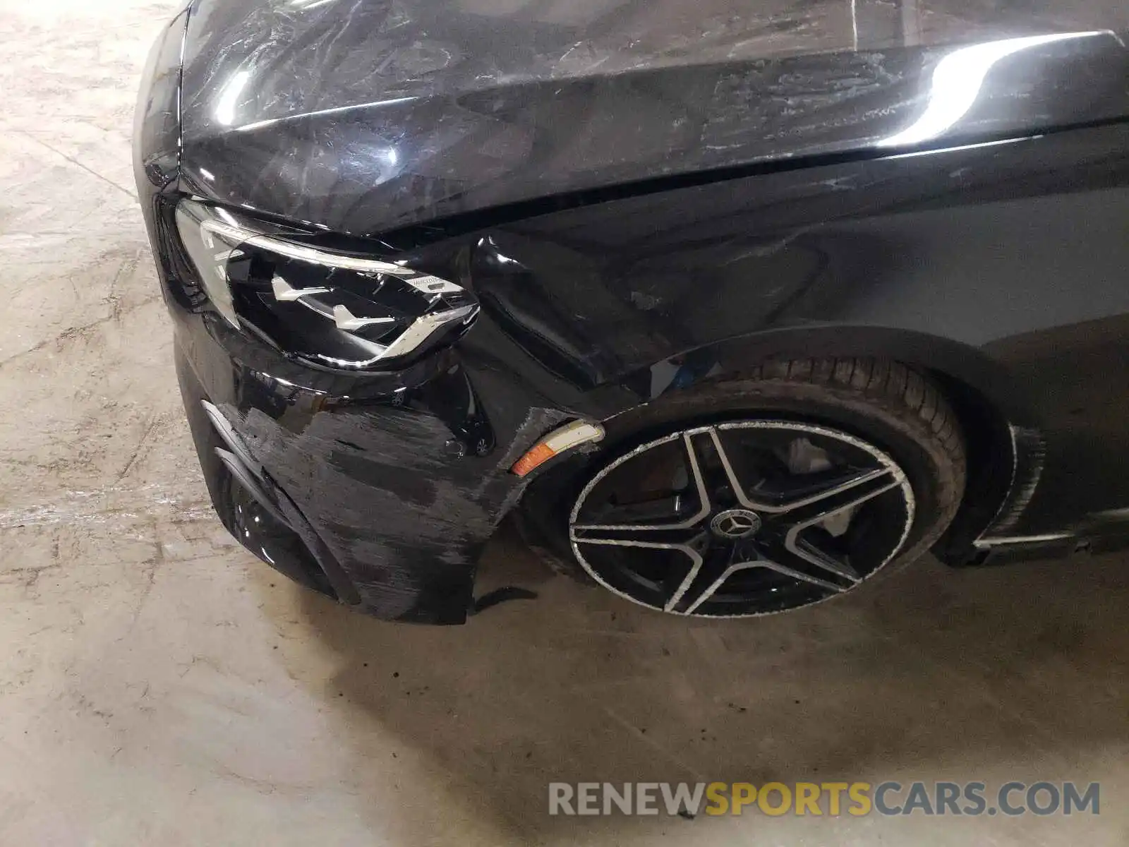 9 Photograph of a damaged car W1KZF8EB7MA970657 MERCEDES-BENZ E-CLASS 2021