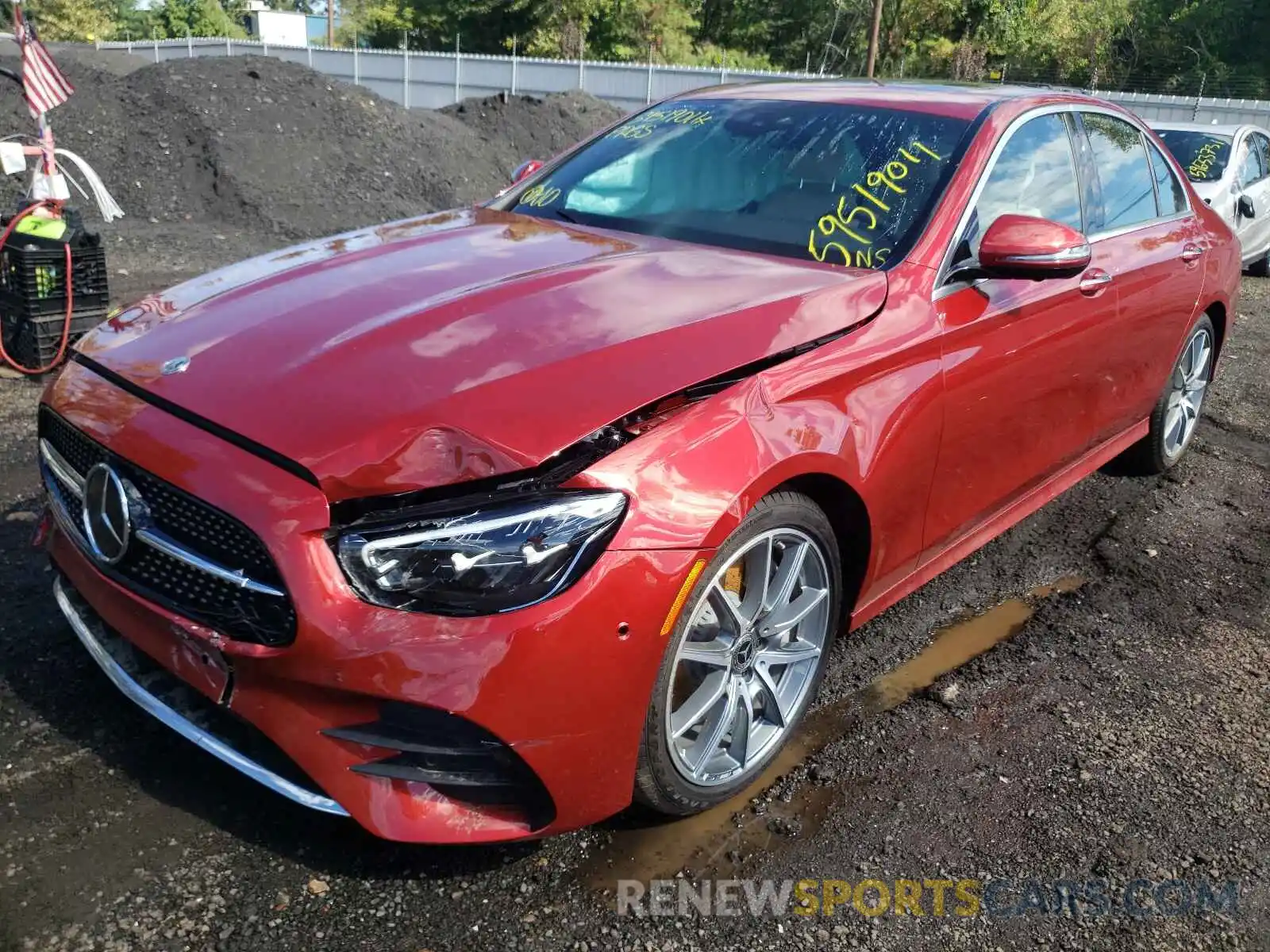 2 Photograph of a damaged car W1KZF8EB8MA952748 MERCEDES-BENZ E-CLASS 2021