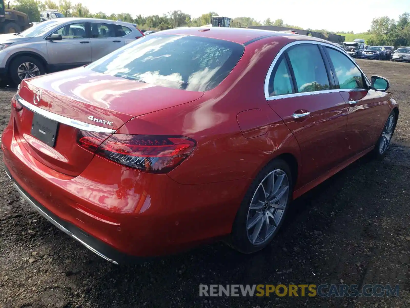 4 Photograph of a damaged car W1KZF8EB8MA952748 MERCEDES-BENZ E-CLASS 2021