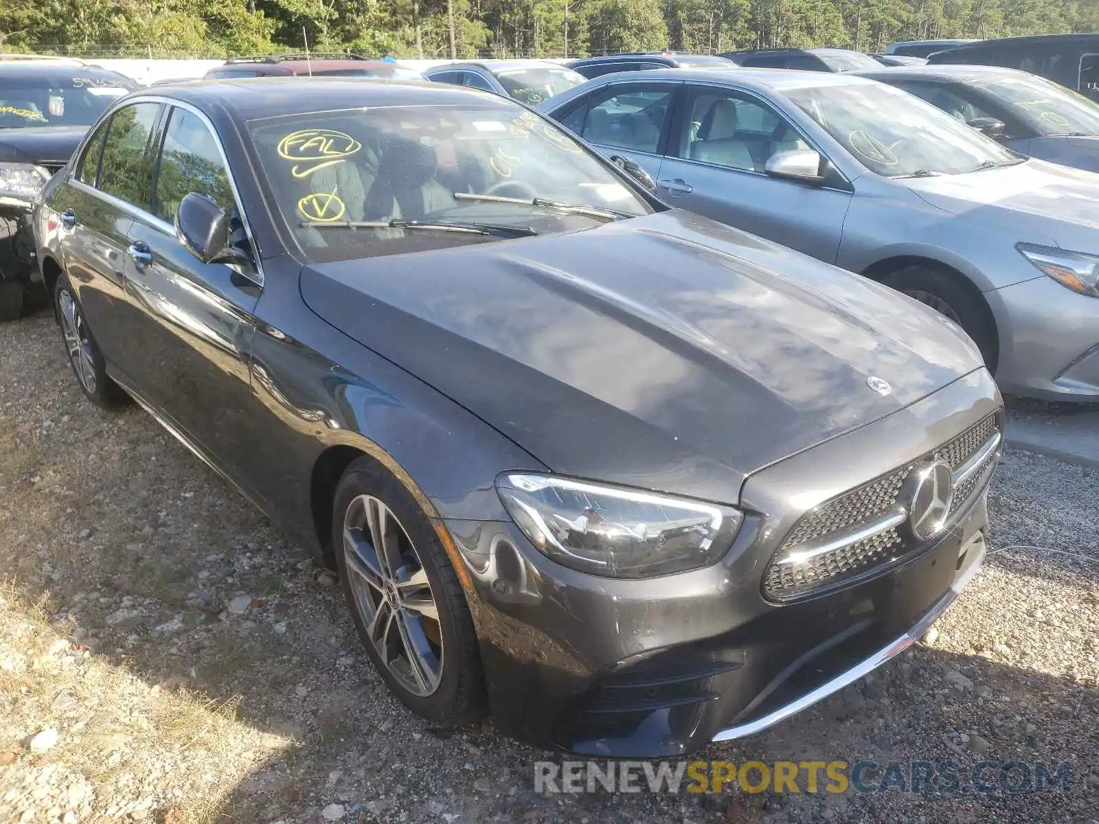 1 Photograph of a damaged car W1KZF8EB8MA981652 MERCEDES-BENZ E-CLASS 2021