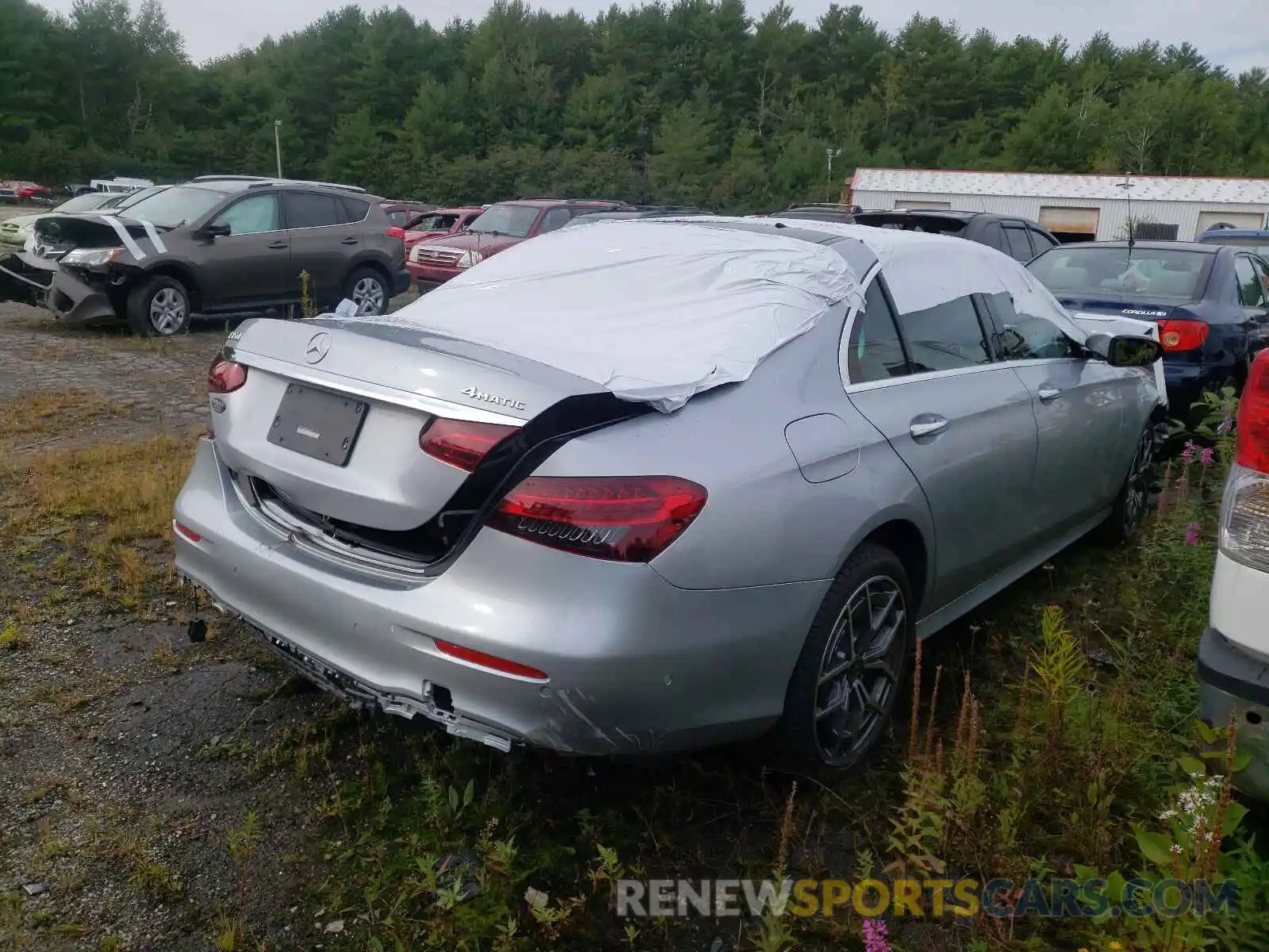 4 Photograph of a damaged car W1KZF8EB9MA881463 MERCEDES-BENZ E-CLASS 2021