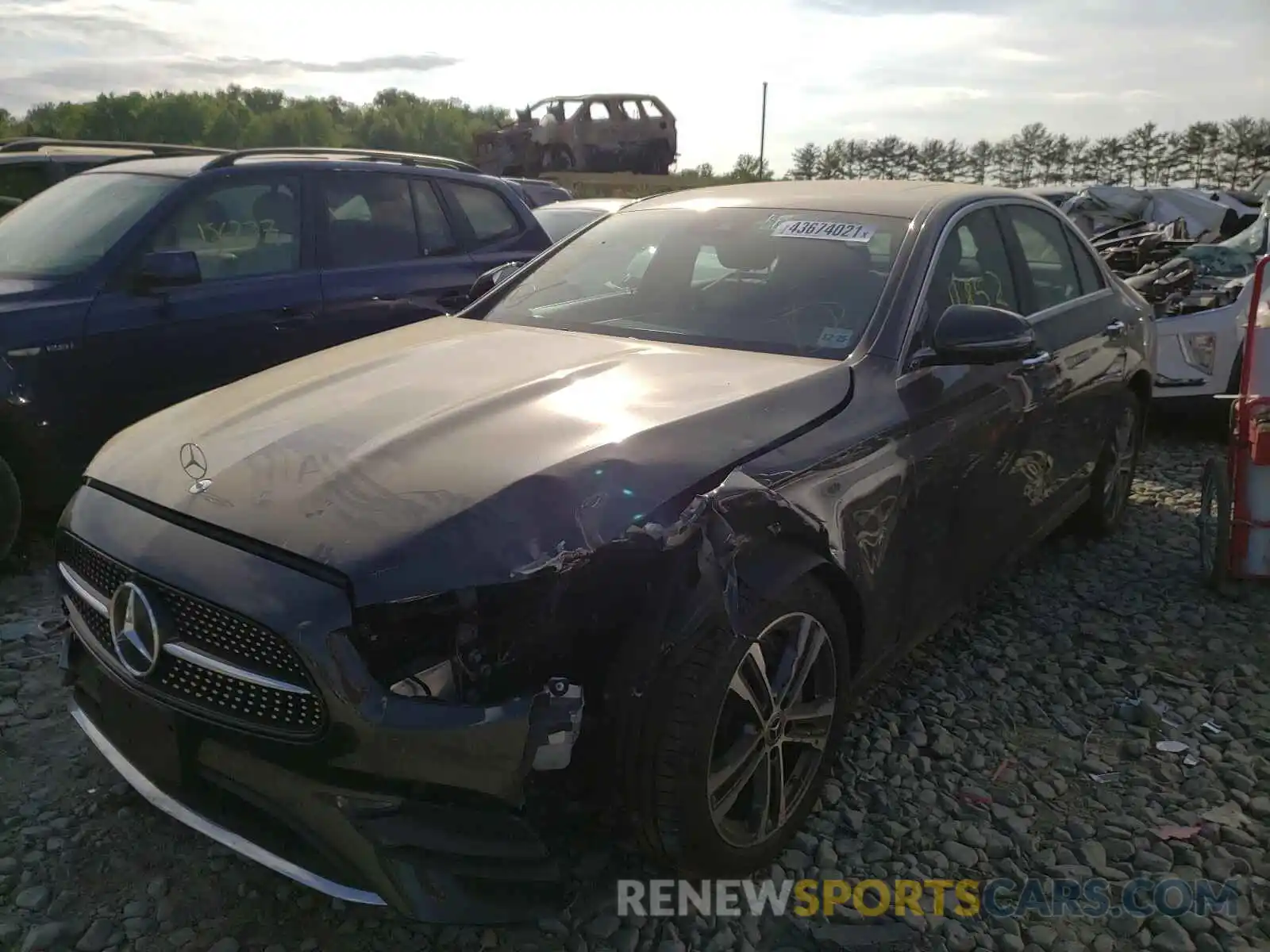 2 Photograph of a damaged car W1KZF8EB9MA894925 MERCEDES-BENZ E CLASS 2021