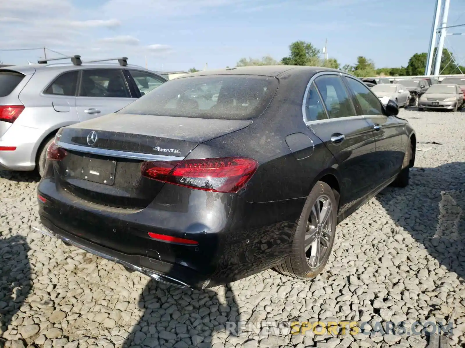 4 Photograph of a damaged car W1KZF8EB9MA894925 MERCEDES-BENZ E CLASS 2021