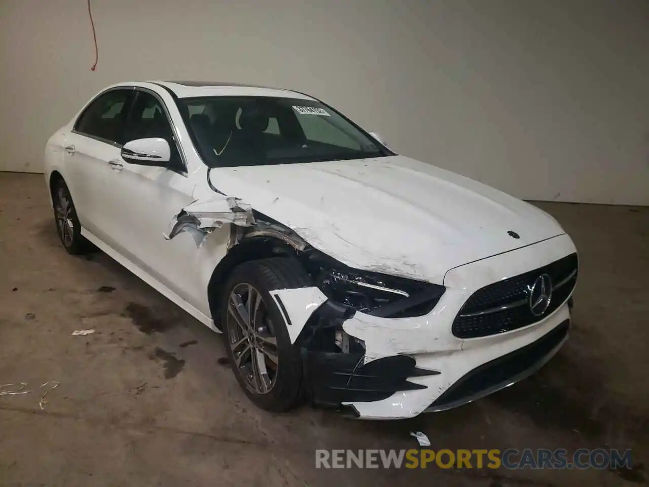 1 Photograph of a damaged car W1KZF8EBXMA813723 MERCEDES-BENZ E-CLASS 2021