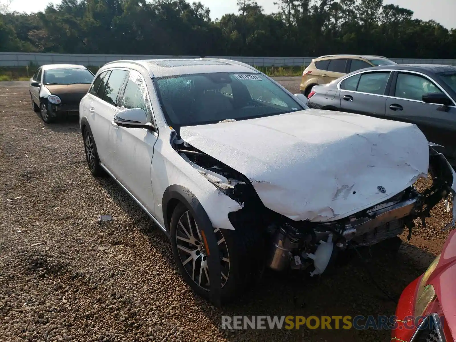 1 Photograph of a damaged car W1KZH6AB7MA935766 MERCEDES-BENZ E-CLASS 2021