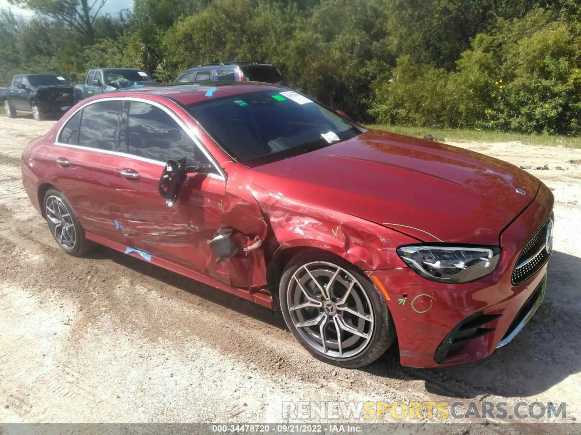 1 Photograph of a damaged car W1KZF5KB7NB011273 MERCEDES-BENZ E-CLASS 2022