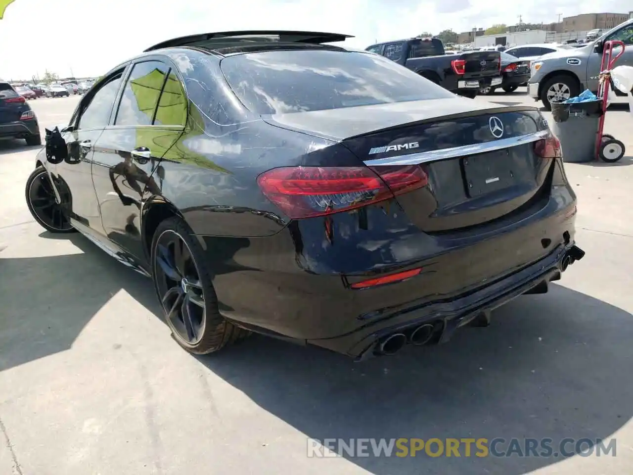 3 Photograph of a damaged car W1KZF6BBXNB051918 MERCEDES-BENZ E-CLASS 2022