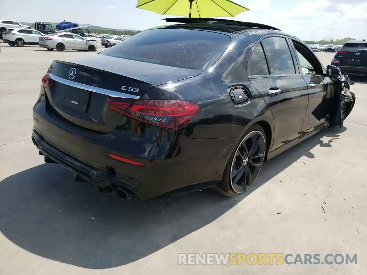 4 Photograph of a damaged car W1KZF6BBXNB051918 MERCEDES-BENZ E-CLASS 2022