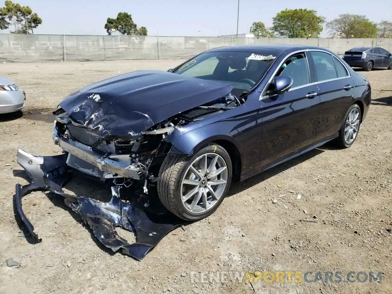 2 Photograph of a damaged car W1KZF8DB6NB037586 MERCEDES-BENZ E-CLASS 2022