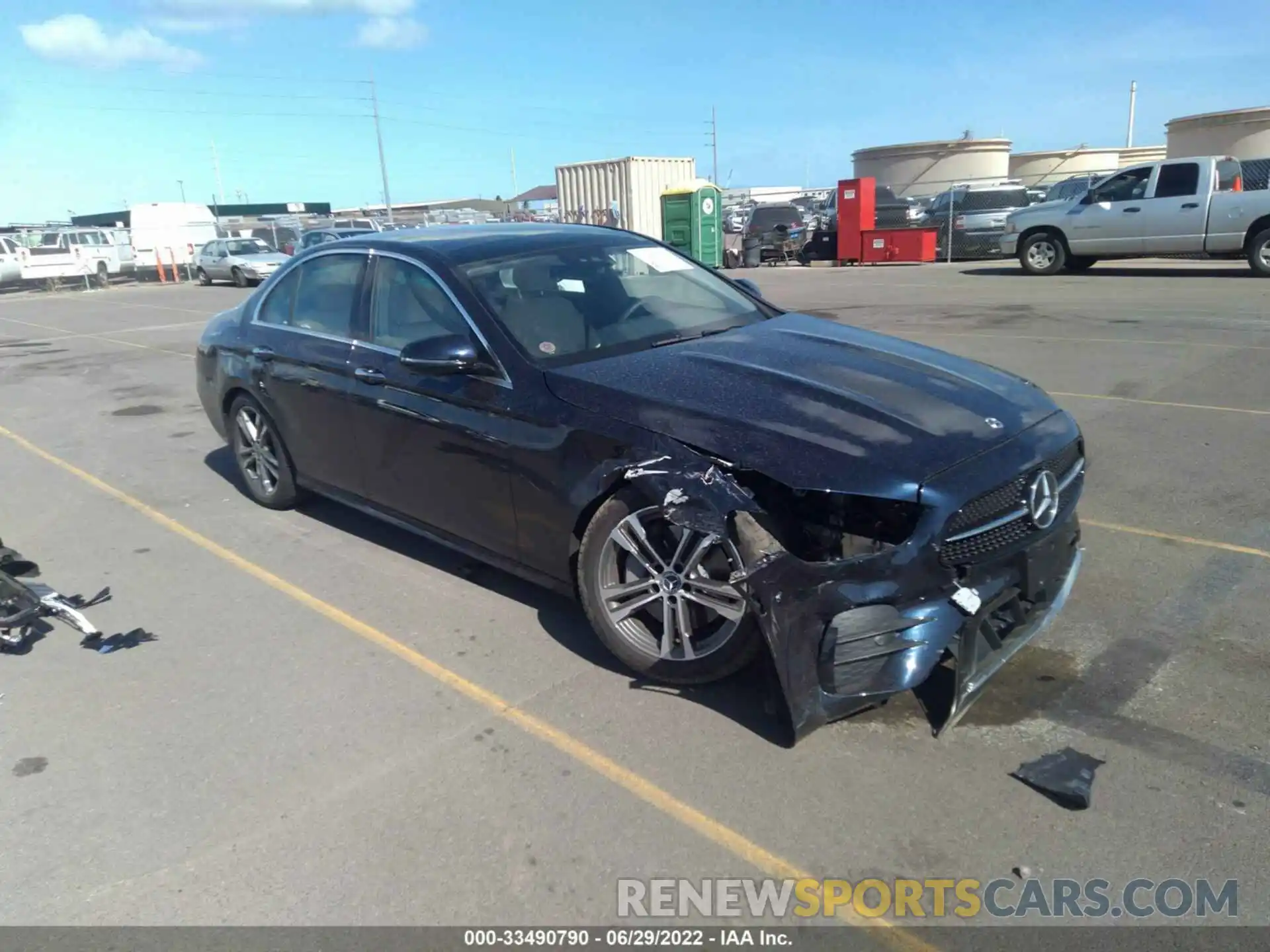 1 Photograph of a damaged car W1KZF8DBXNB026672 MERCEDES-BENZ E-CLASS 2022