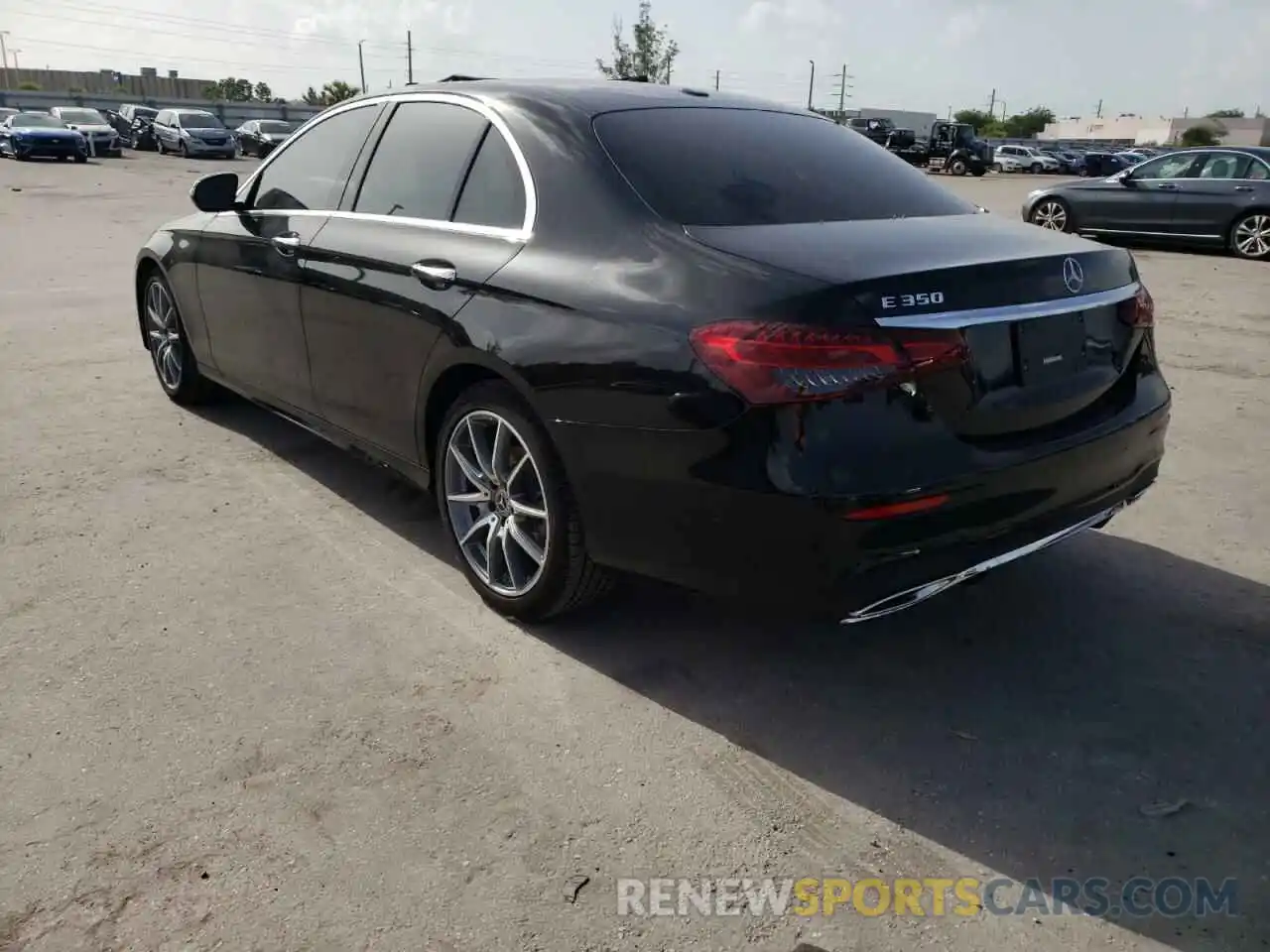 3 Photograph of a damaged car W1KZF8DBXNB045268 MERCEDES-BENZ E-CLASS 2022