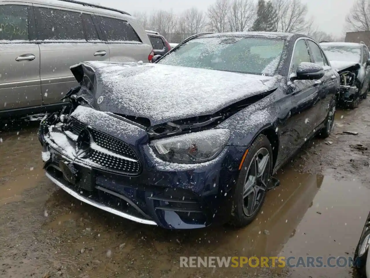 2 Photograph of a damaged car W1KZF8EB9NB008761 MERCEDES-BENZ E-CLASS 2022