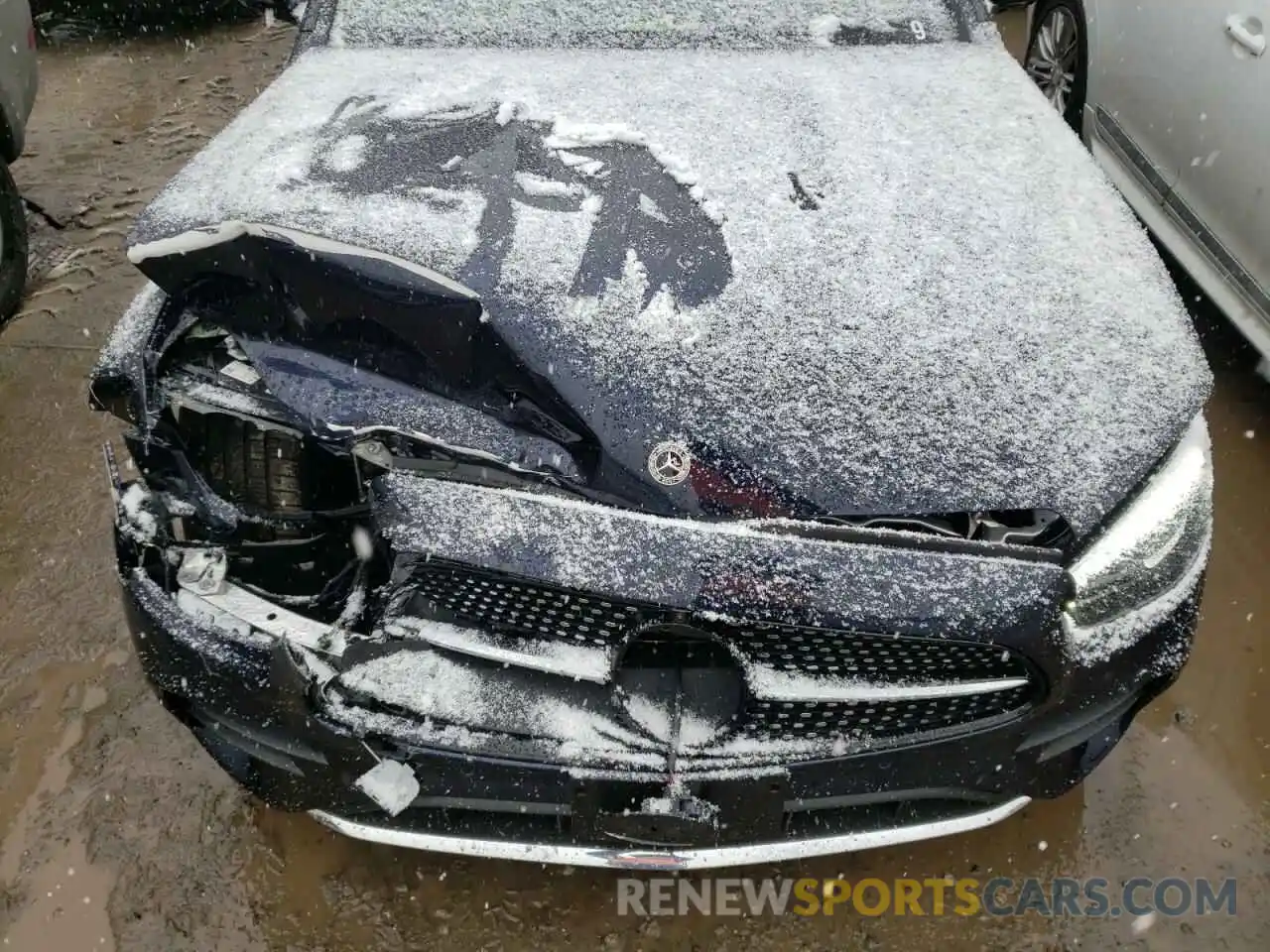 7 Photograph of a damaged car W1KZF8EB9NB008761 MERCEDES-BENZ E-CLASS 2022