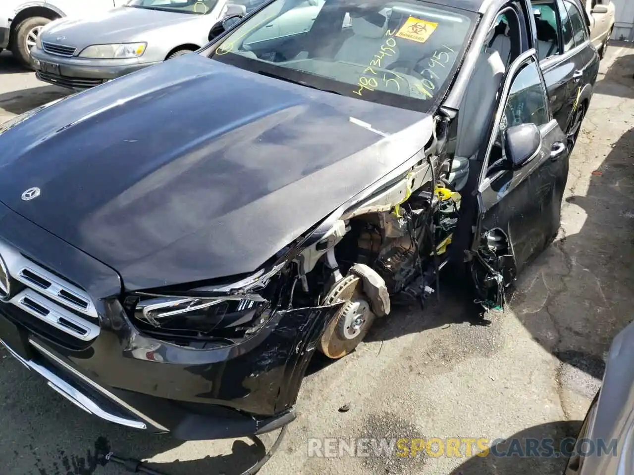 9 Photograph of a damaged car W1KZH6AB2NB017421 MERCEDES-BENZ E-CLASS 2022