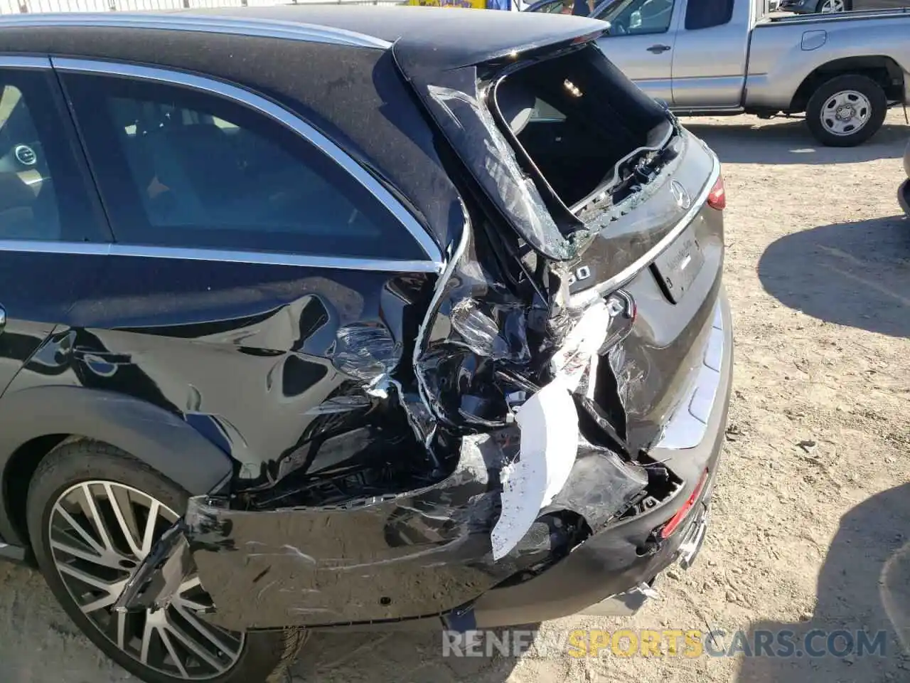 9 Photograph of a damaged car W1KZH6AB4NB055250 MERCEDES-BENZ E-CLASS 2022