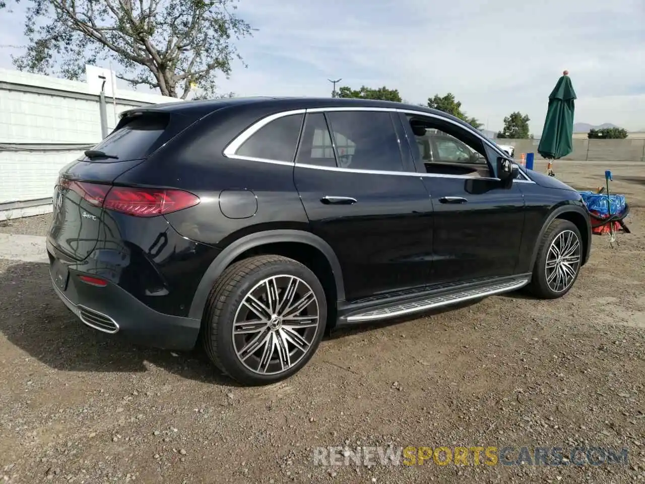 3 Photograph of a damaged car 4JGGM2CB3PA025163 MERCEDES-BENZ EQE SUV 50 2023