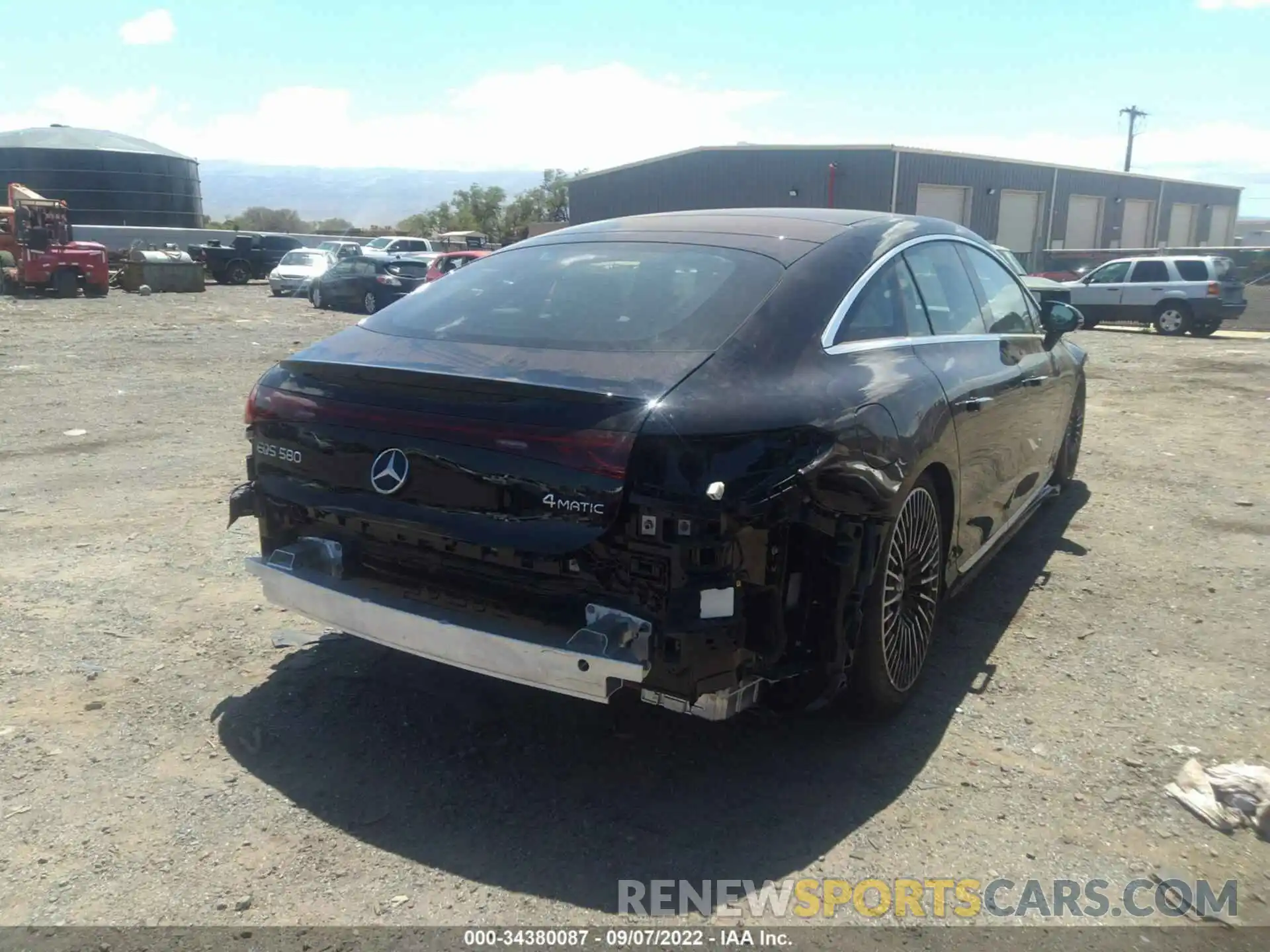 6 Photograph of a damaged car W1KCG4EB7NA013247 MERCEDES-BENZ EQS 2022