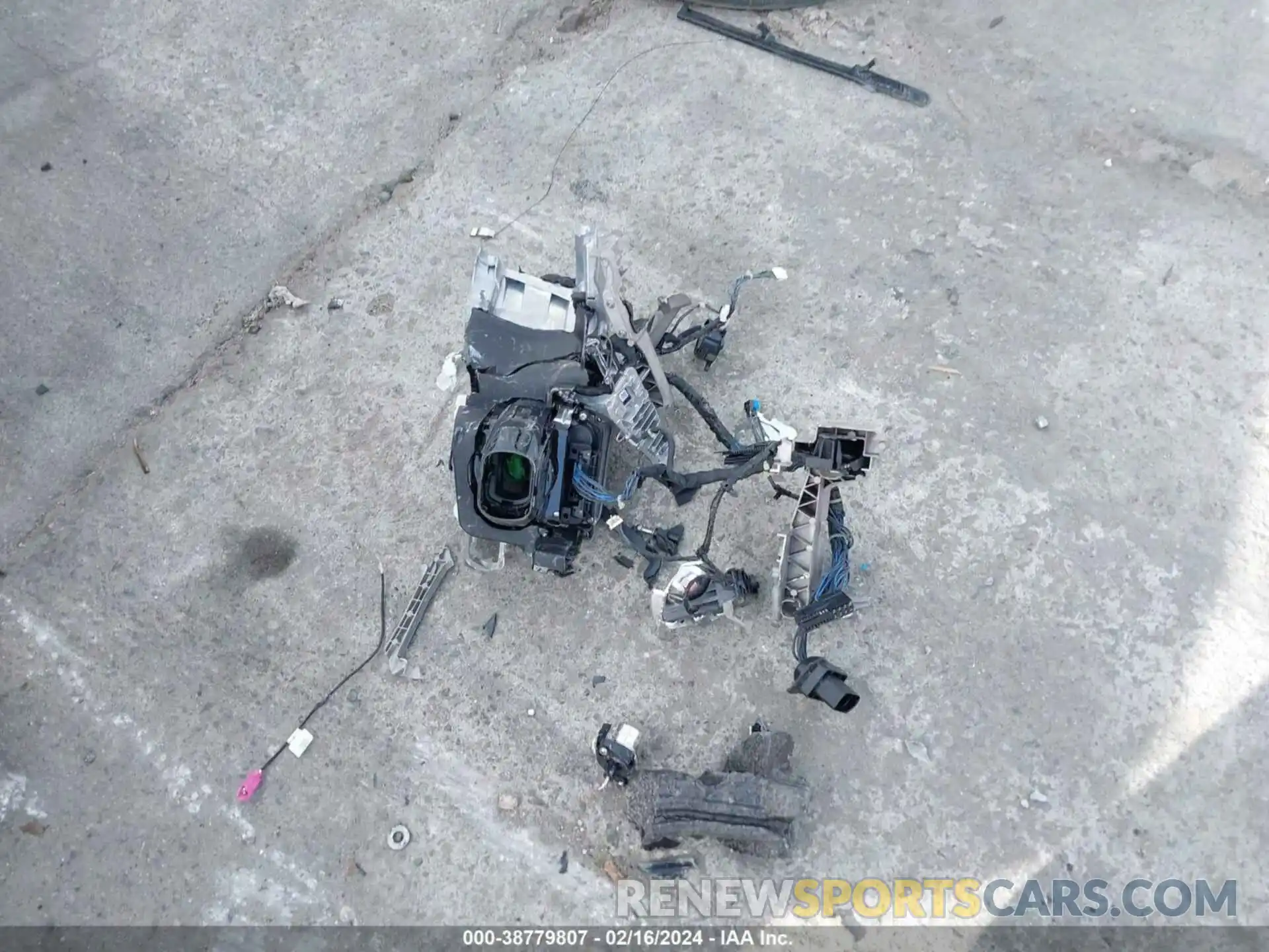 12 Photograph of a damaged car W1KCG2DBXPA028270 MERCEDES-BENZ EQS 450+ 2023