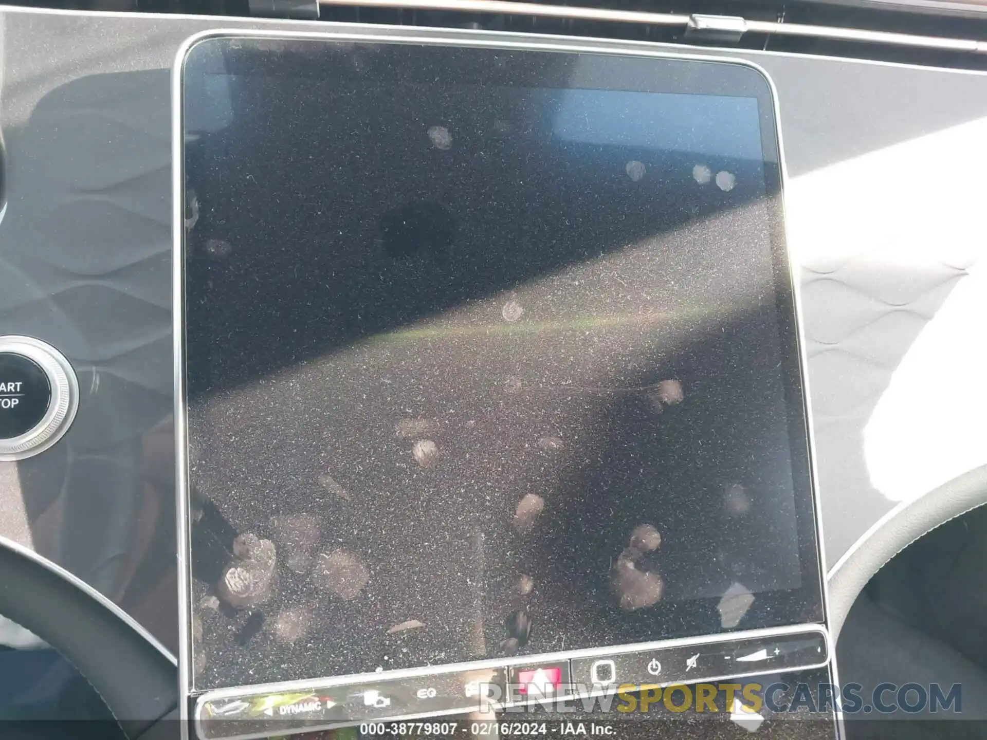 18 Photograph of a damaged car W1KCG2DBXPA028270 MERCEDES-BENZ EQS 450+ 2023