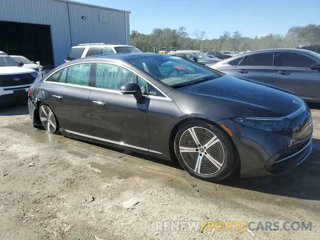 4 Photograph of a damaged car W1KCG2DBXPA033002 MERCEDES-BENZ EQS SEDAN 2023