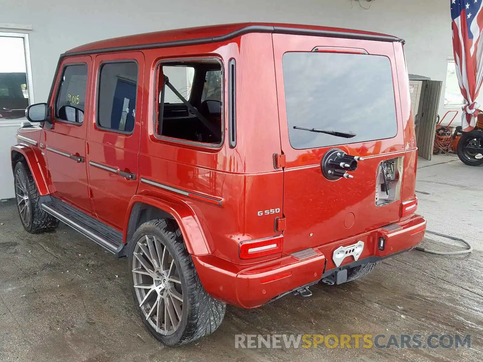 3 Фотография поврежденного автомобиля WDCYC6BJ0KX305313 MERCEDES-BENZ G 550 2019