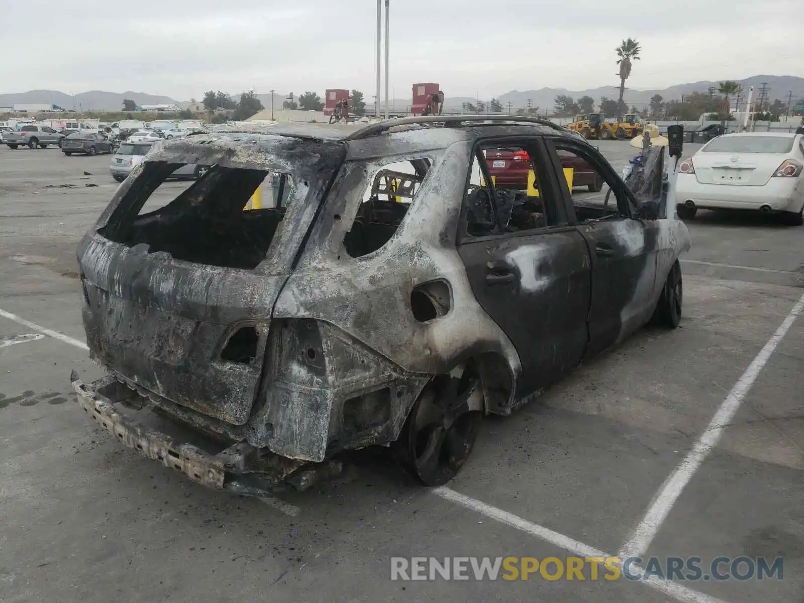 4 Photograph of a damaged car 4JGDA5GB2KB208399 MERCEDES-BENZ G CLASS 2019