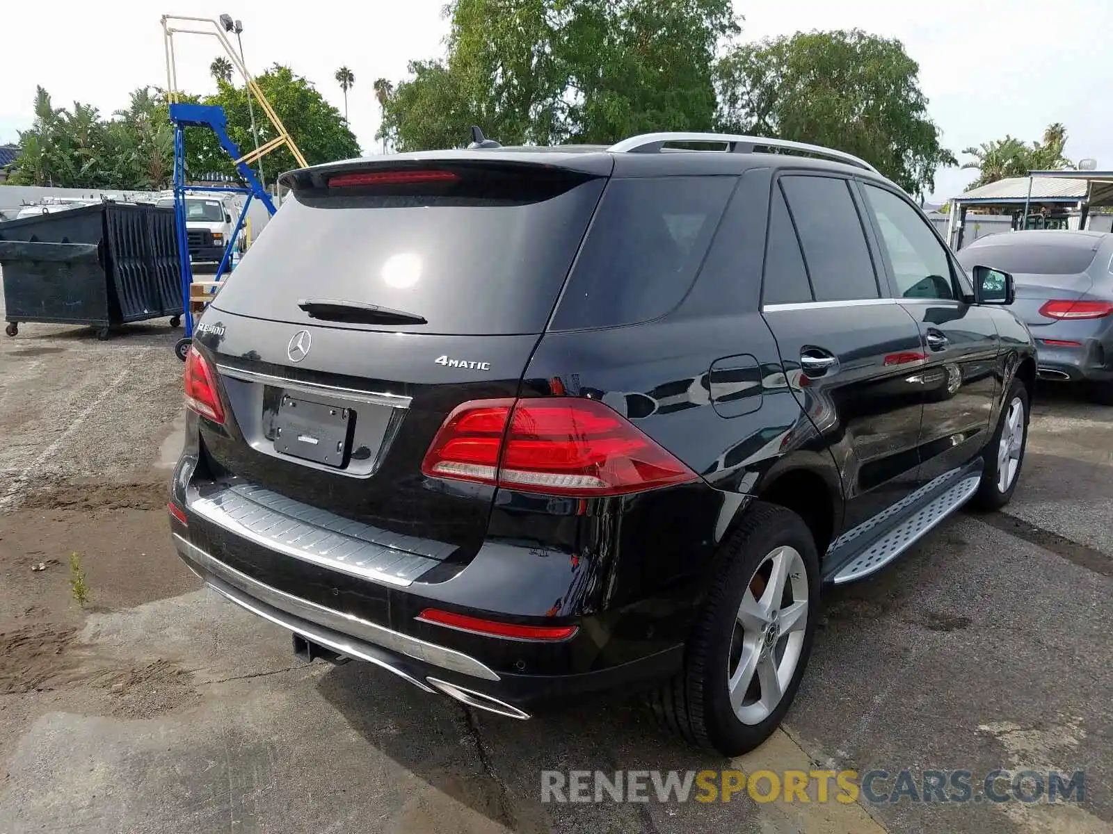 4 Photograph of a damaged car 4JGDA5GB4KB214754 MERCEDES-BENZ G CLASS 2019