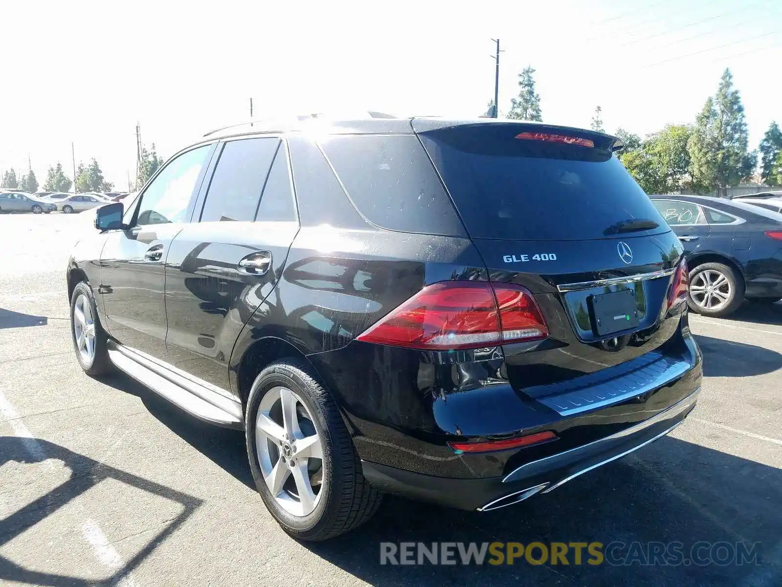 3 Photograph of a damaged car 4JGDA5GB5KB205299 MERCEDES-BENZ G CLASS 2019