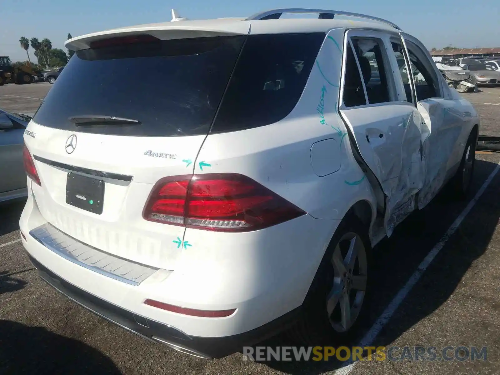 4 Photograph of a damaged car 4JGDA5GB6KB206557 MERCEDES-BENZ G CLASS 2019