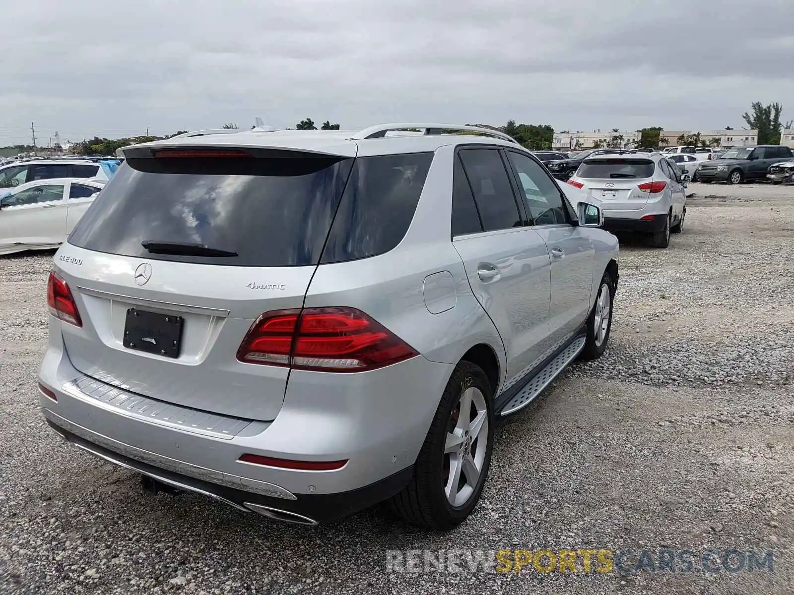 4 Photograph of a damaged car 4JGDA5GB6KB208910 MERCEDES-BENZ G CLASS 2019