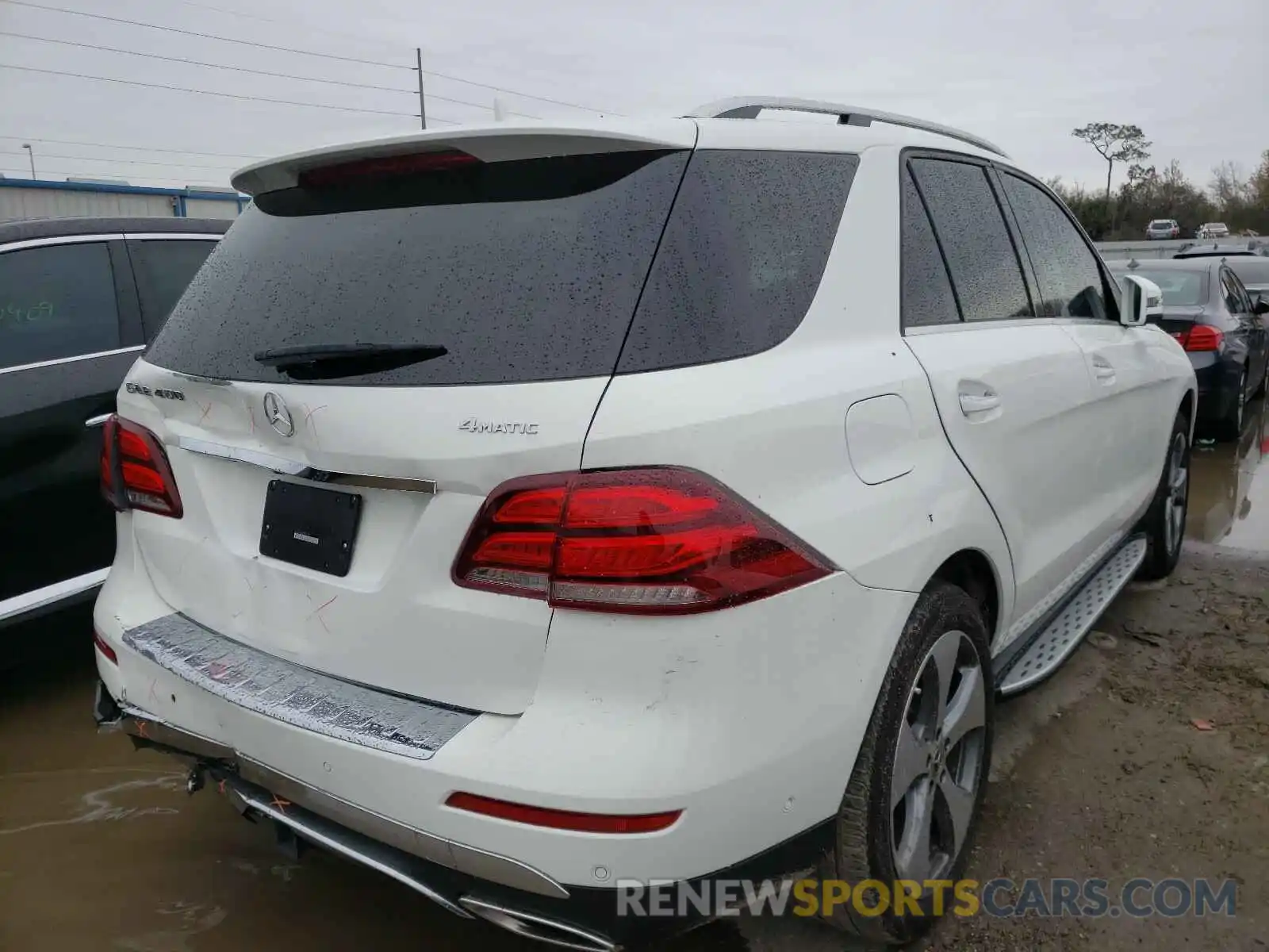 4 Photograph of a damaged car 4JGDA5GB8KB207953 MERCEDES-BENZ G CLASS 2019