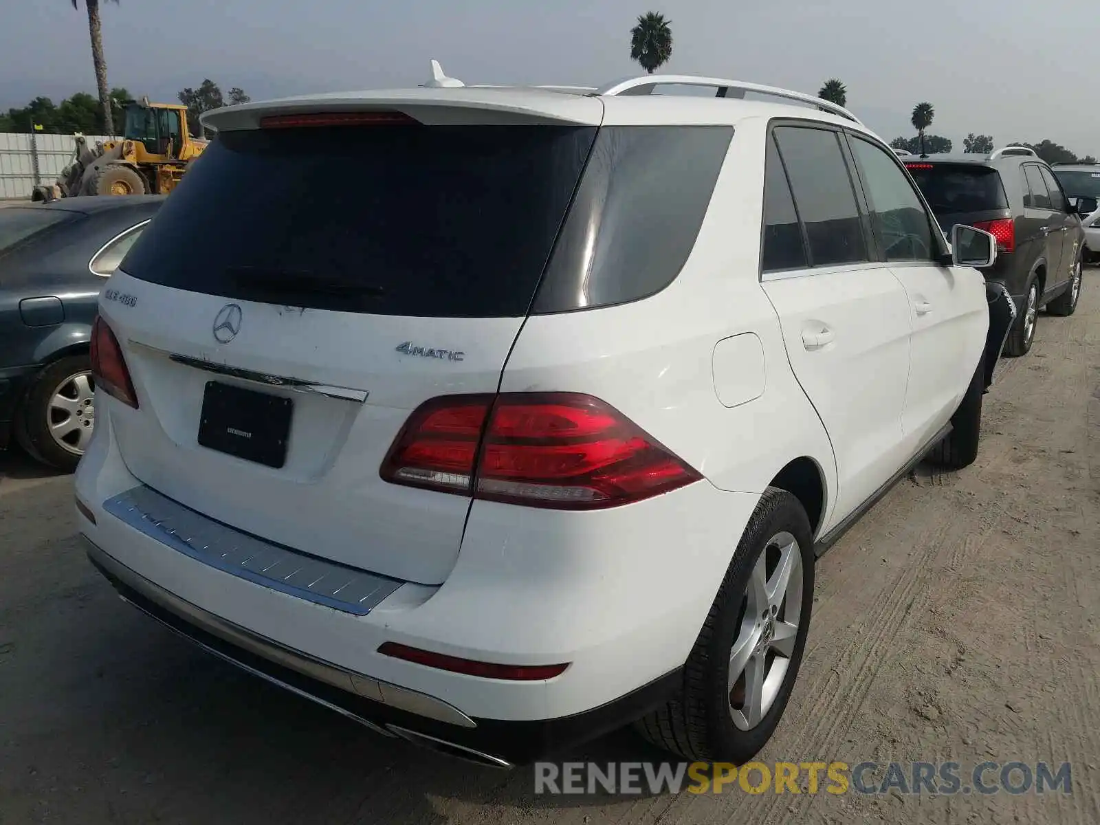 4 Photograph of a damaged car 4JGDA5GB8KB211730 MERCEDES-BENZ G CLASS 2019